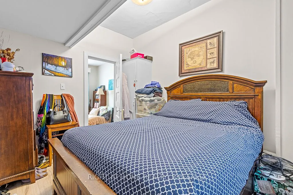 774 4th Avenue E #1