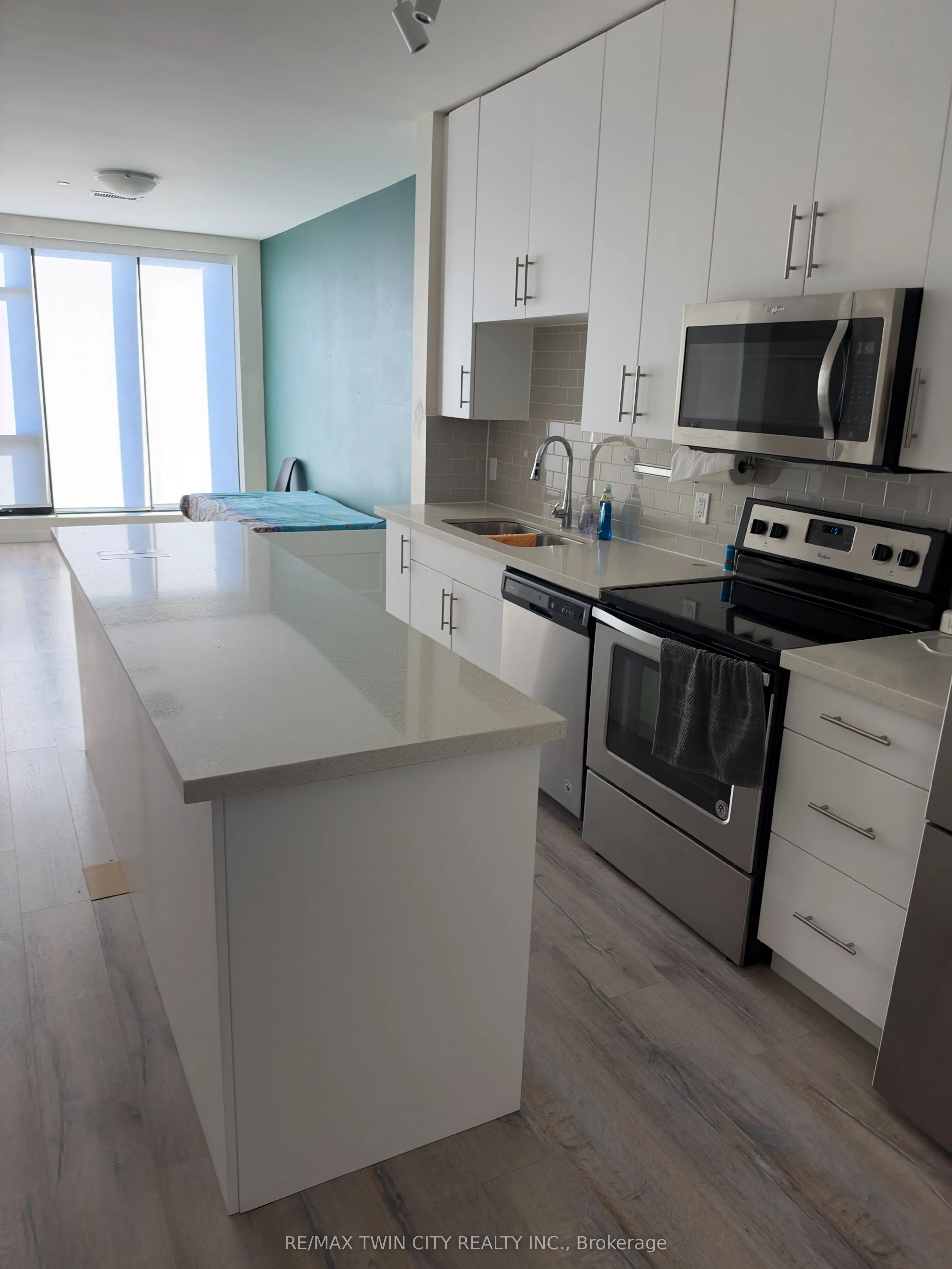 690 King Street W #214