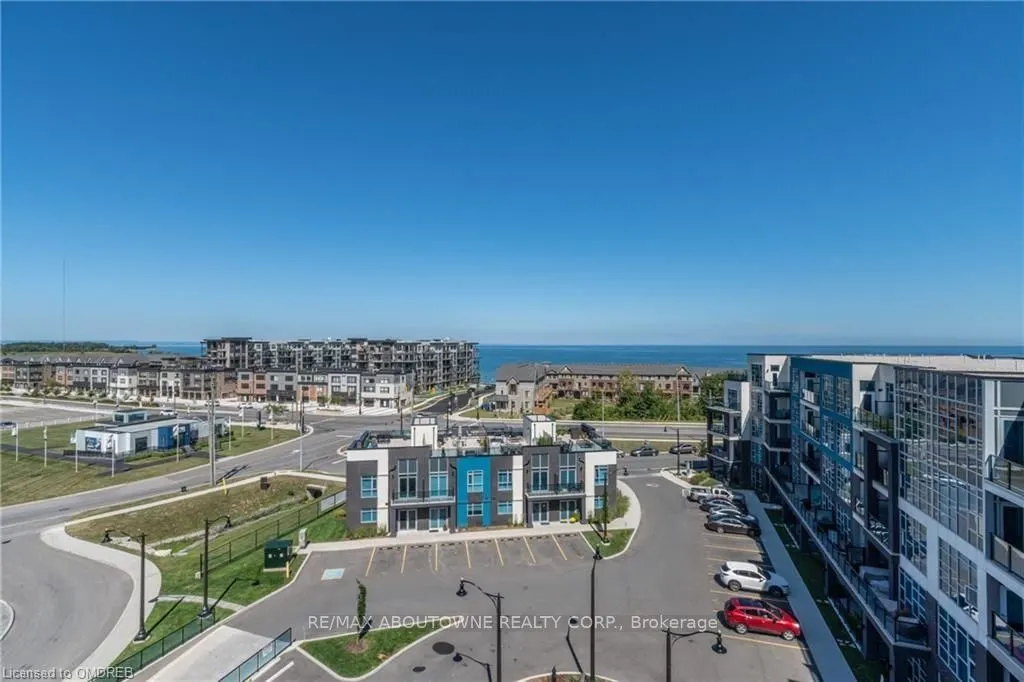 10 Concord Place #101