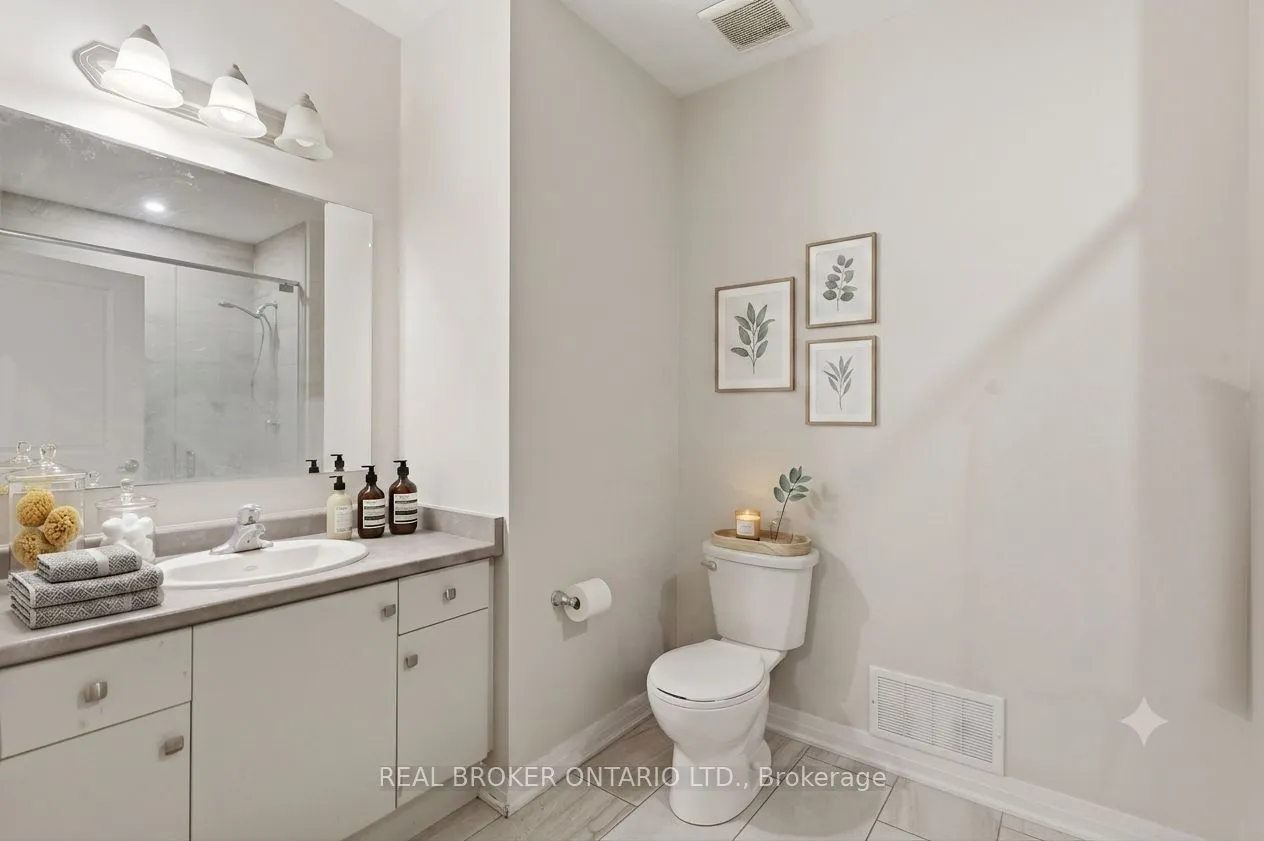 155 Thomas Slee Drive S #1 G