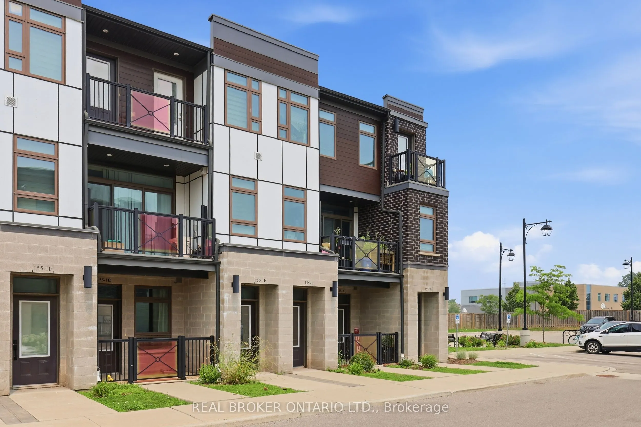 155 Thomas Slee Drive S #1 G