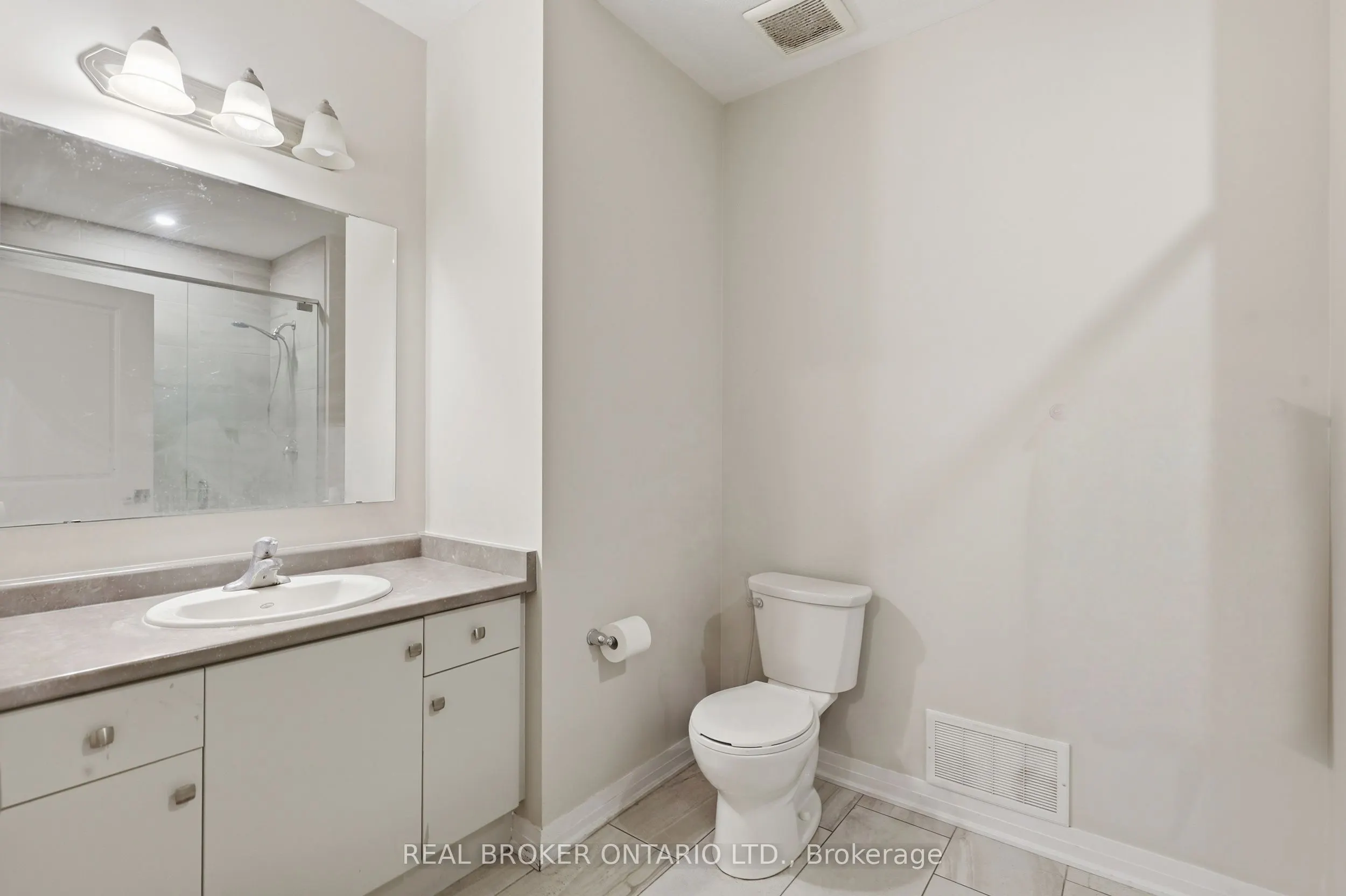 155 Thomas Slee Drive S #1 G