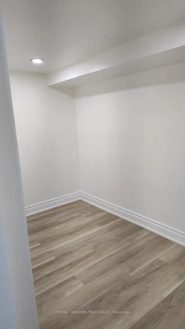 199 Port Crescent E #Basement