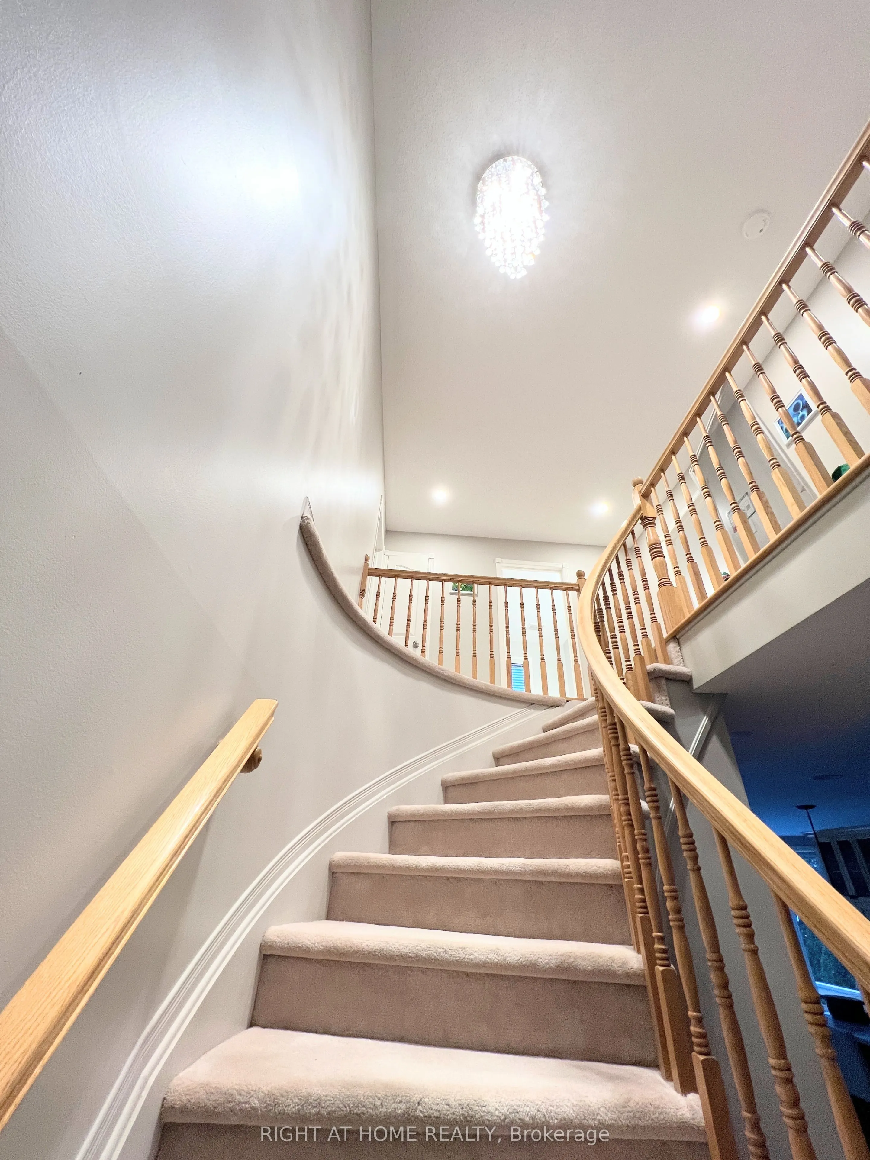 31 Forillon Crescent