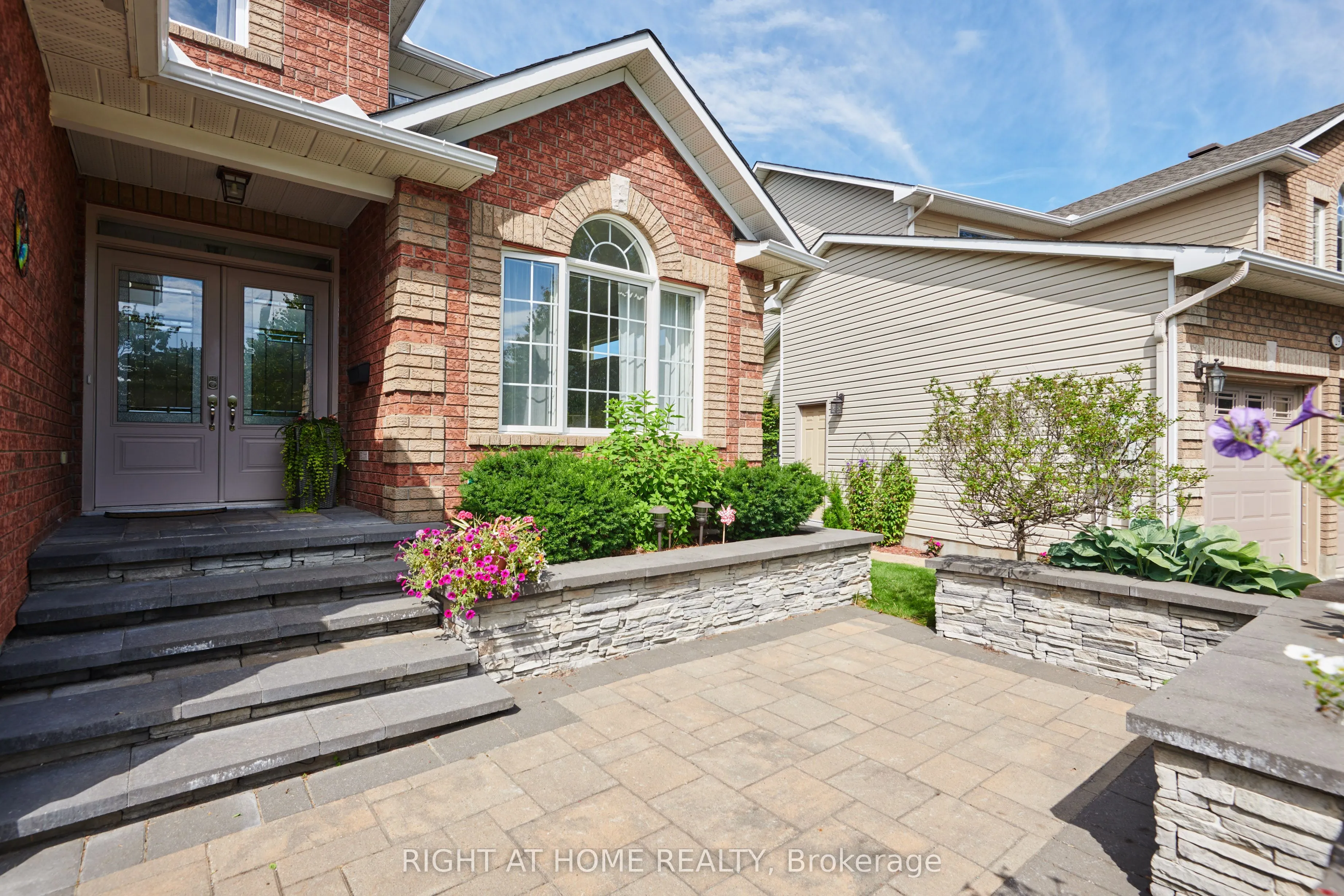 31 Forillon Crescent