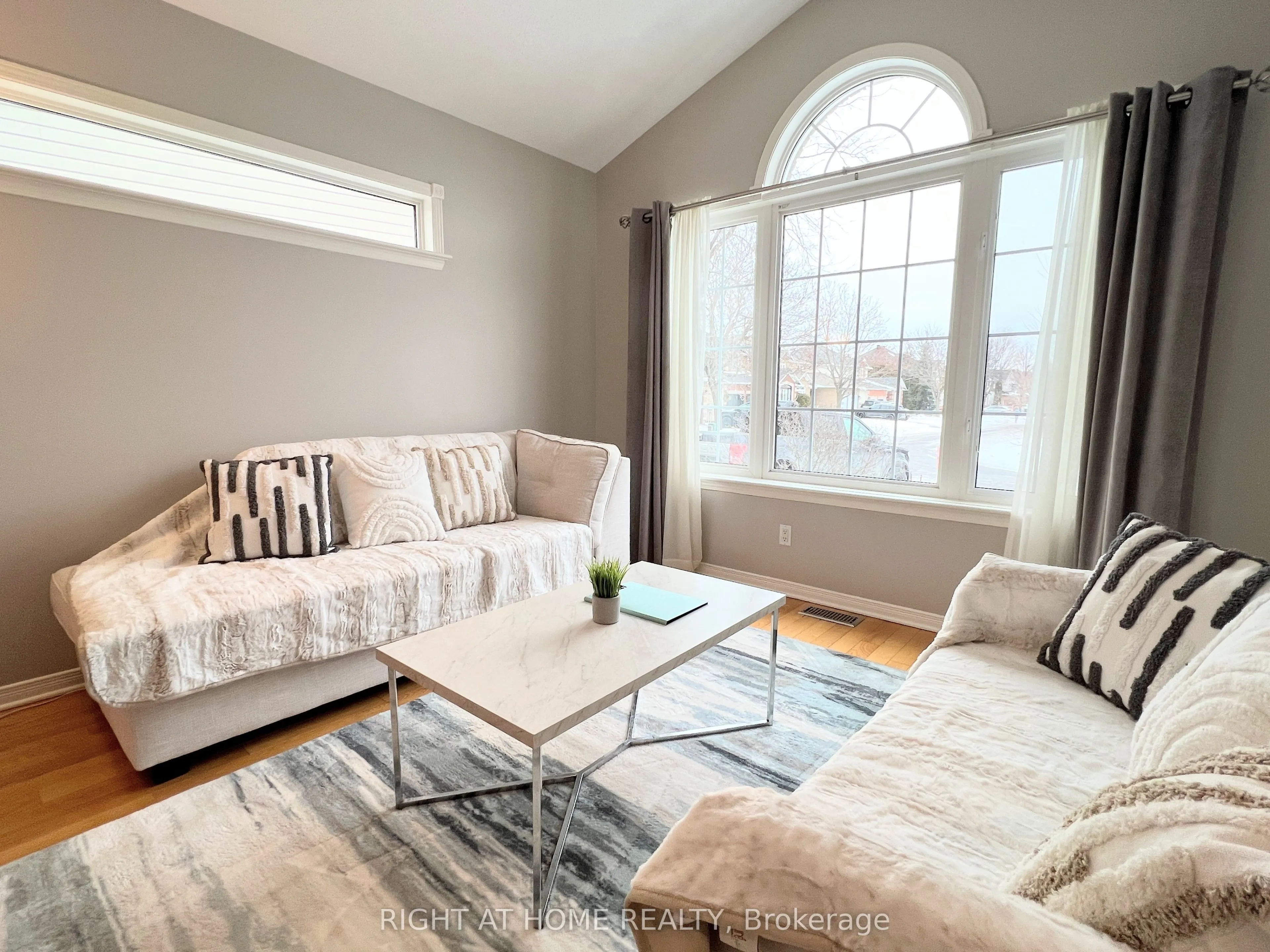 31 Forillon Crescent