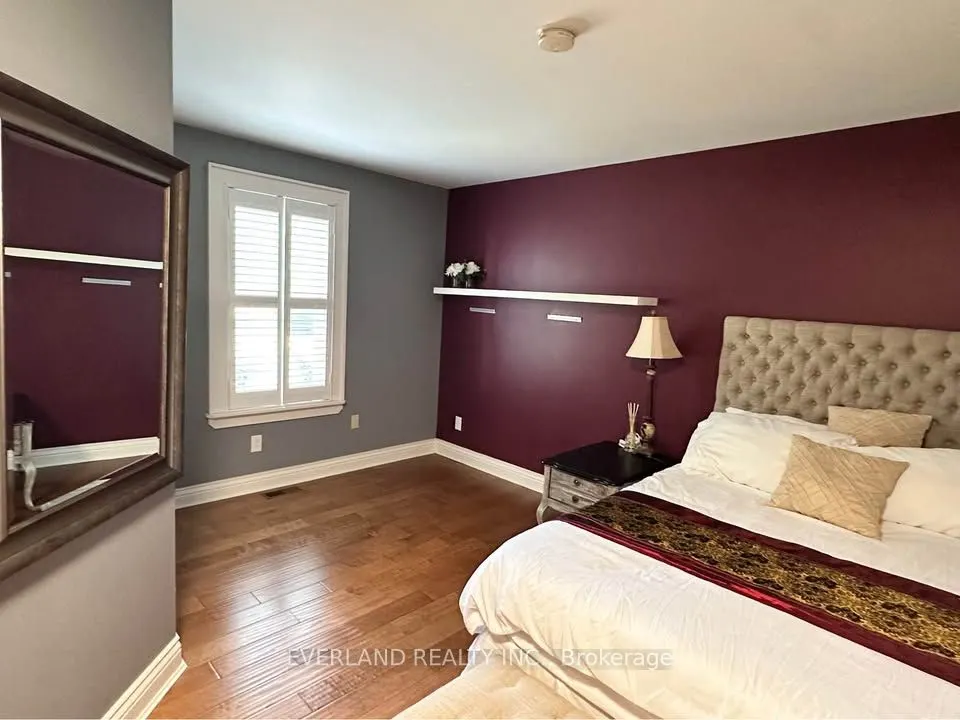 3369 St Paul Avenue #Ensuite room