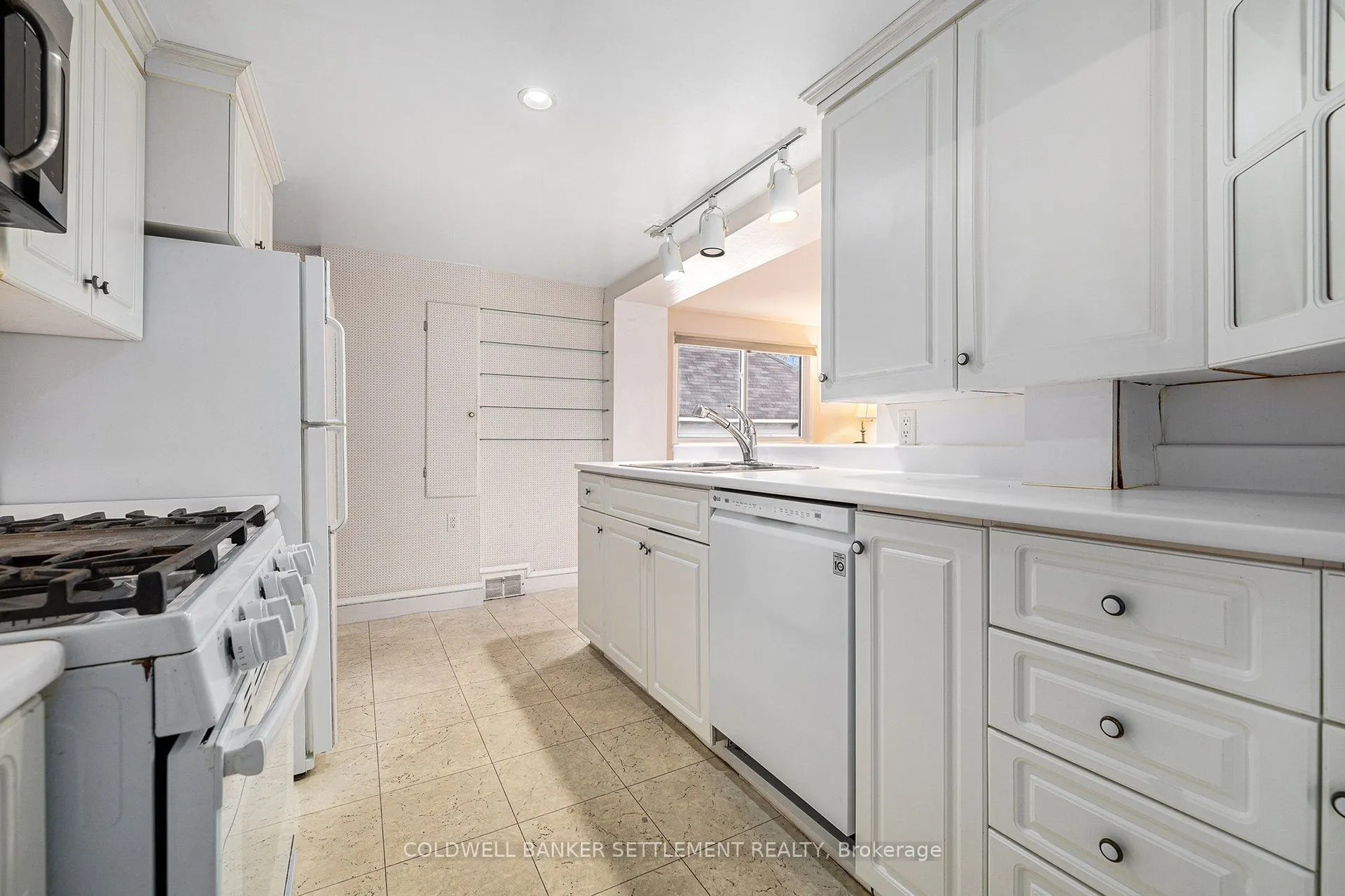 68 Wilson Street W