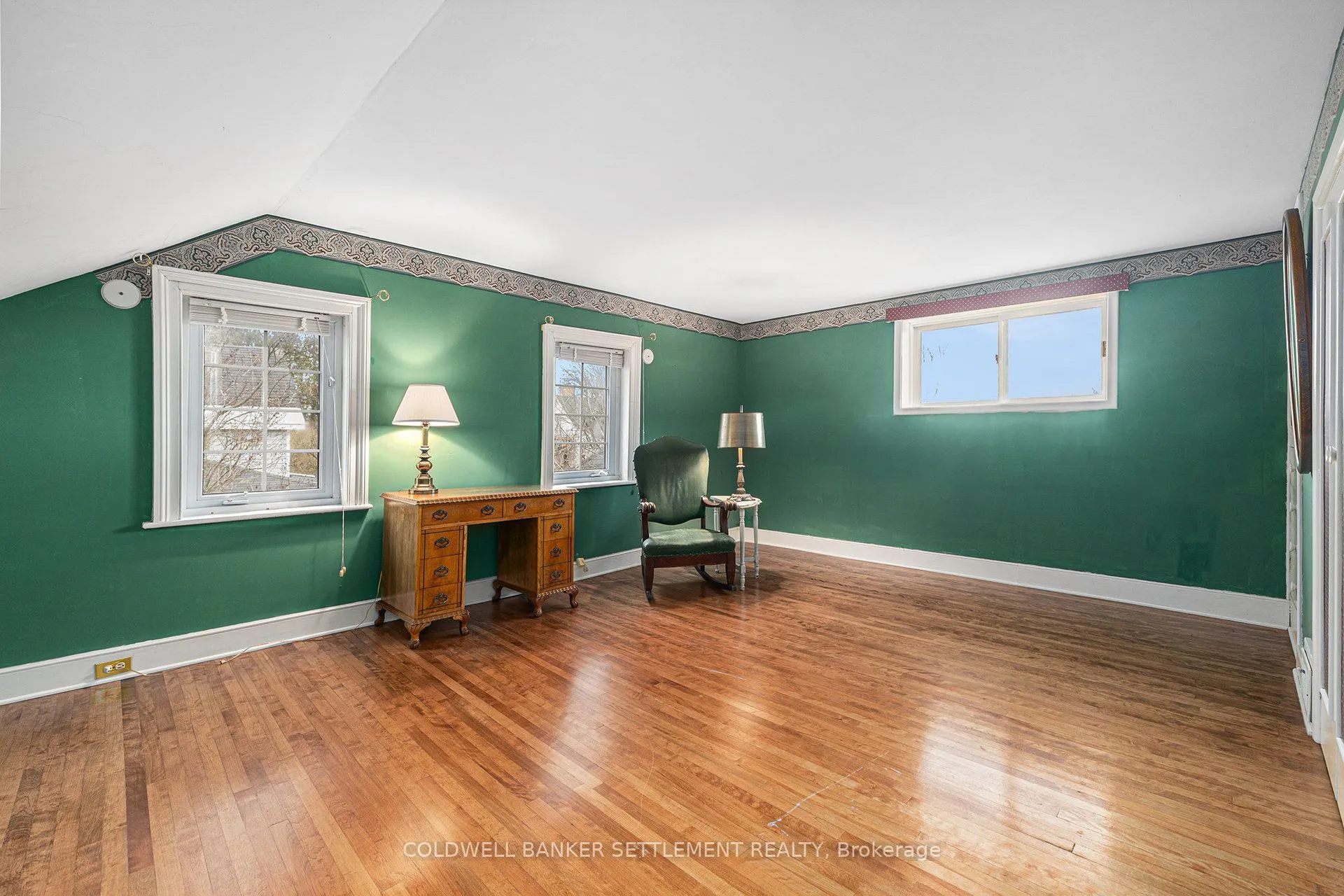 68 Wilson Street W