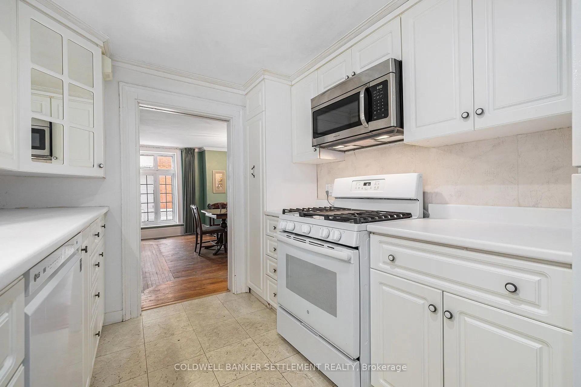 68 Wilson Street W