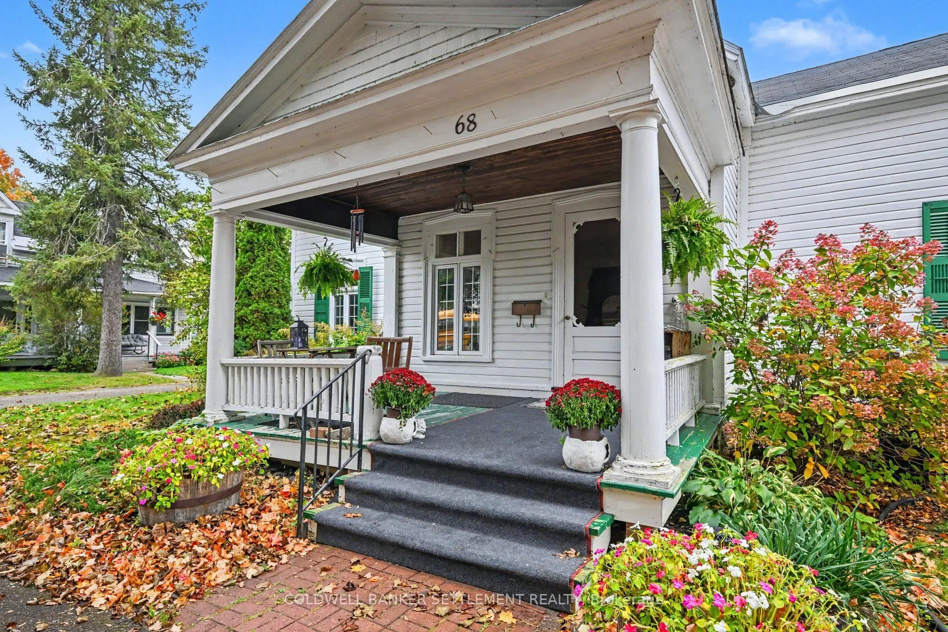 68 Wilson Street W