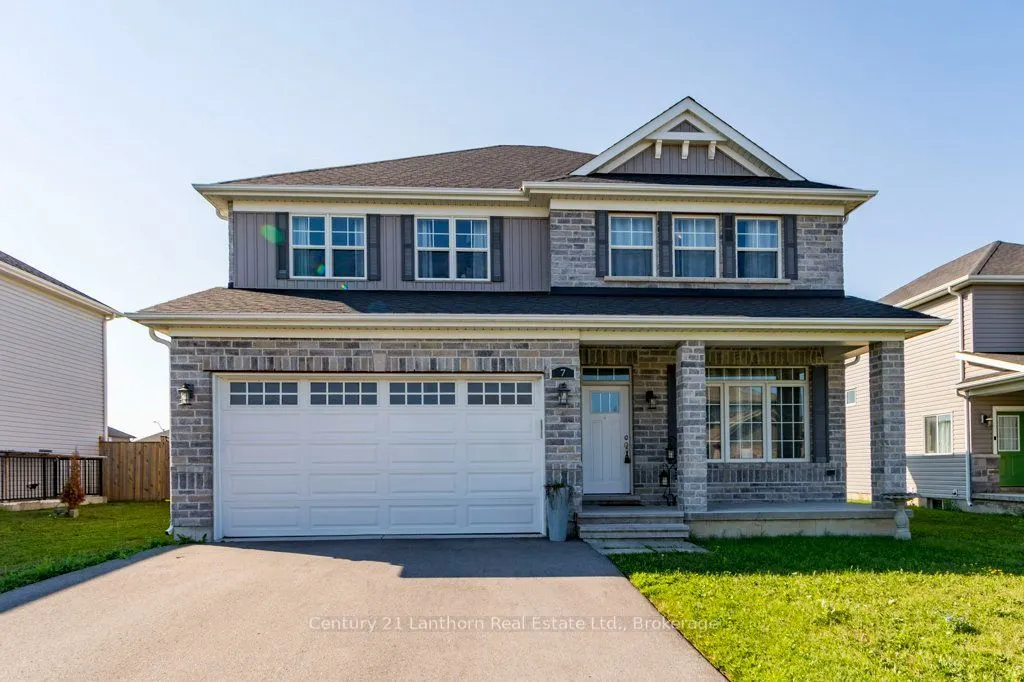7 Cottonwood Drive