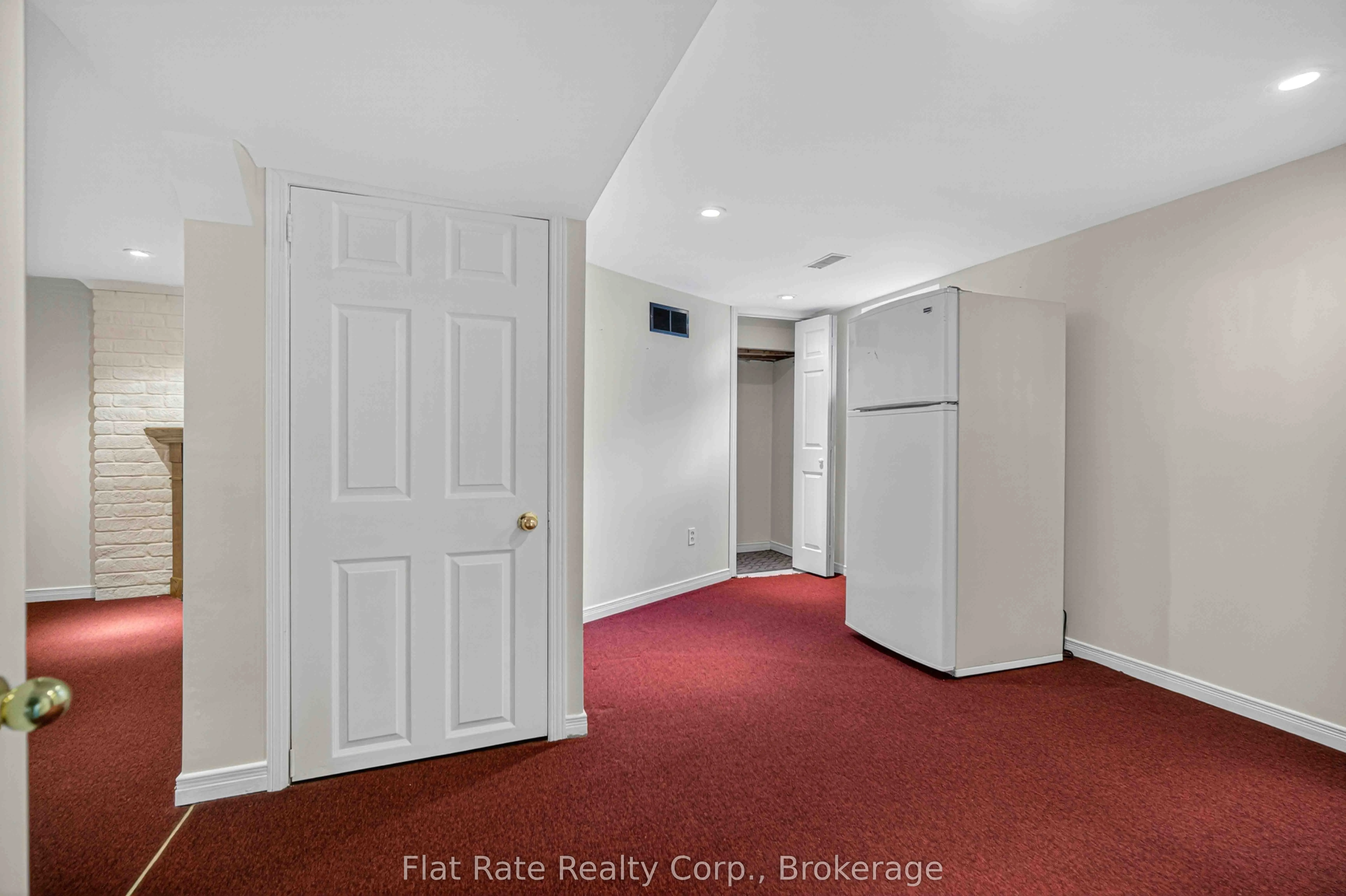 481 BARKER Avenue