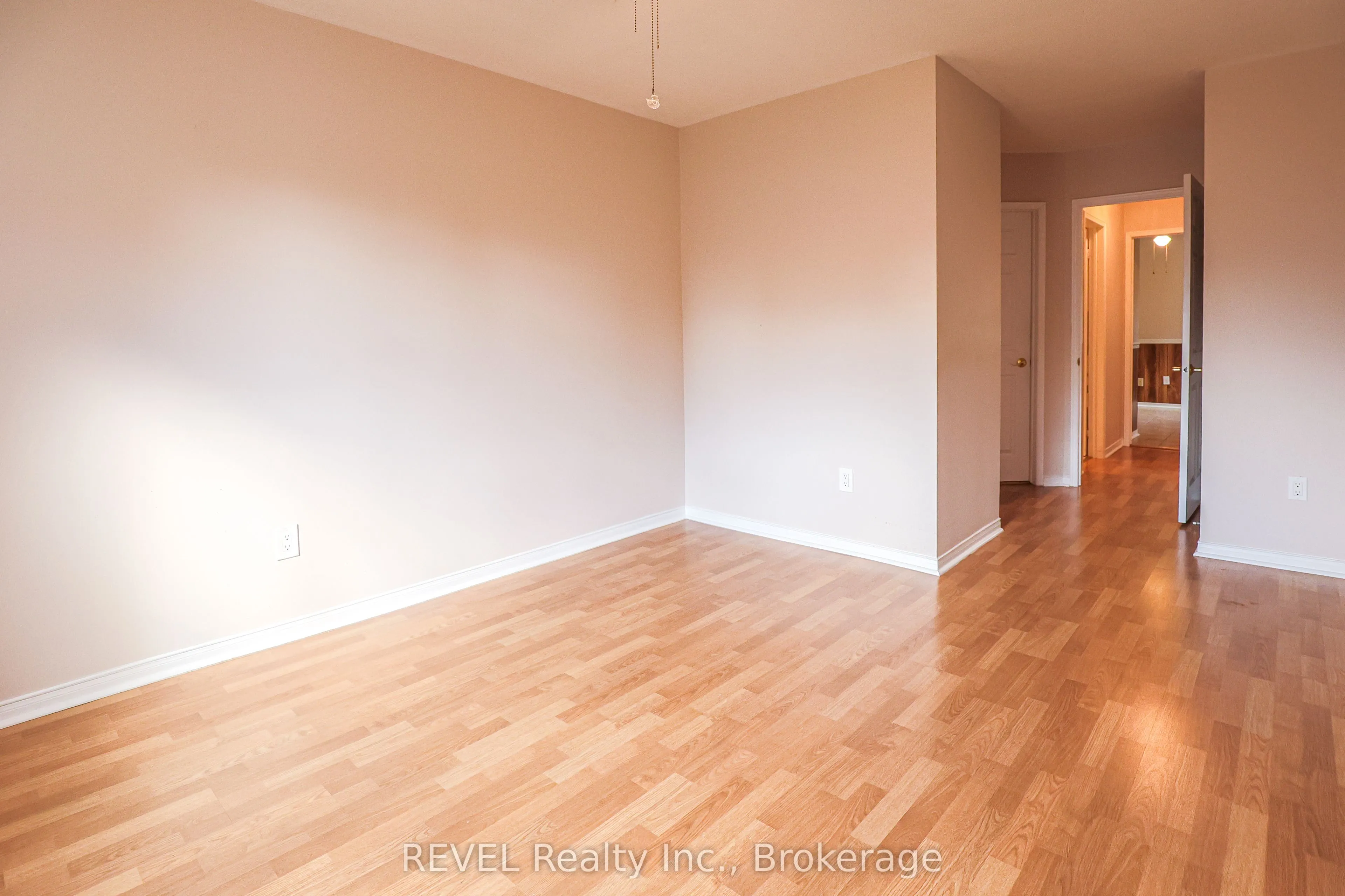 3 Jackson Court W