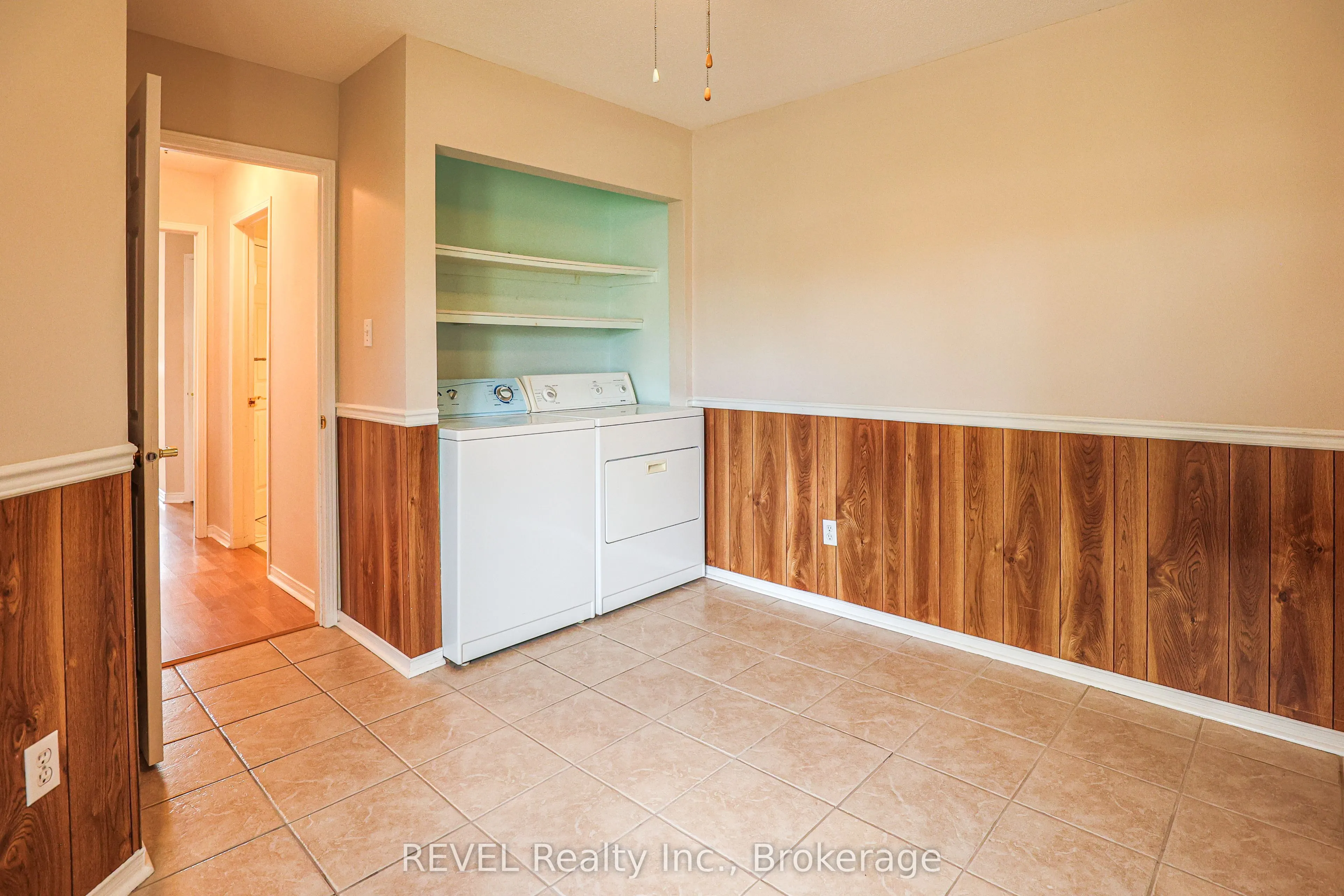 3 Jackson Court W