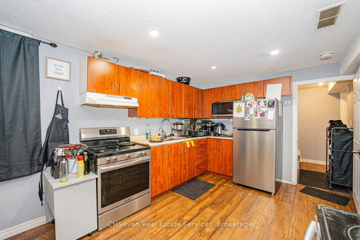 373 Thomas Slee Drive