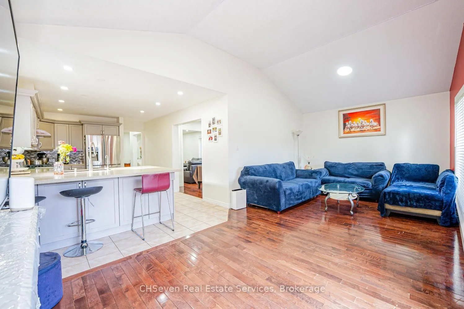 373 Thomas Slee Drive