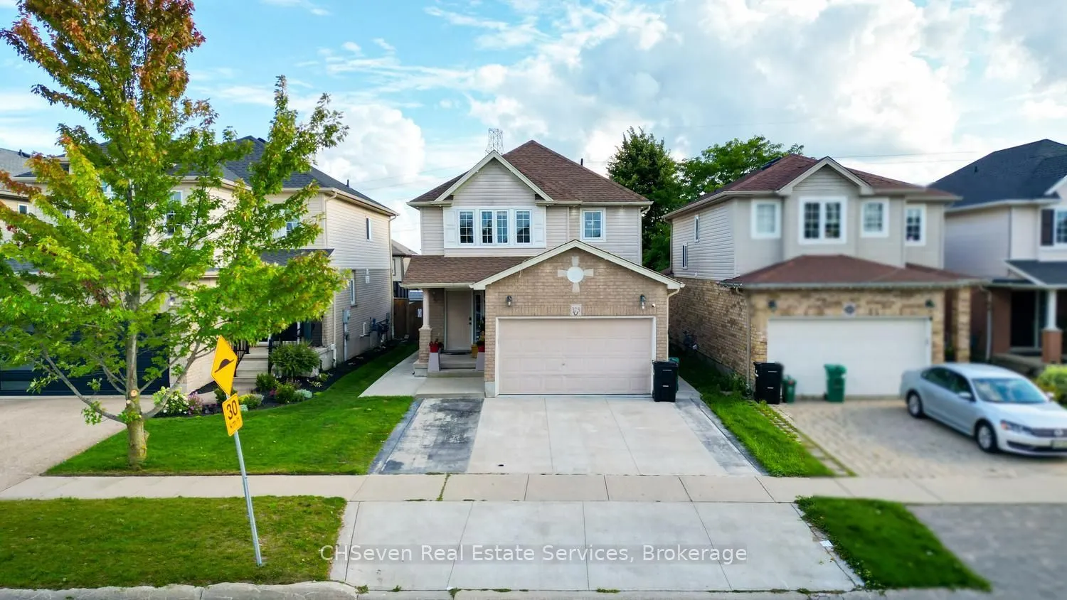 373 Thomas Slee Drive