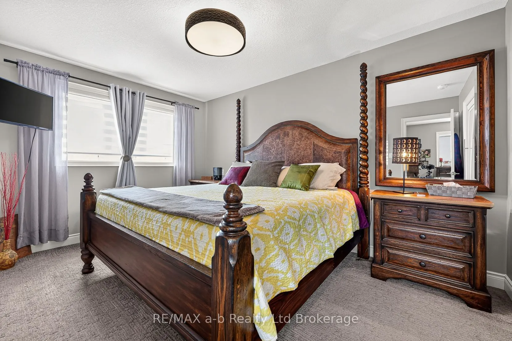 175 INGERSOLL Street N #9