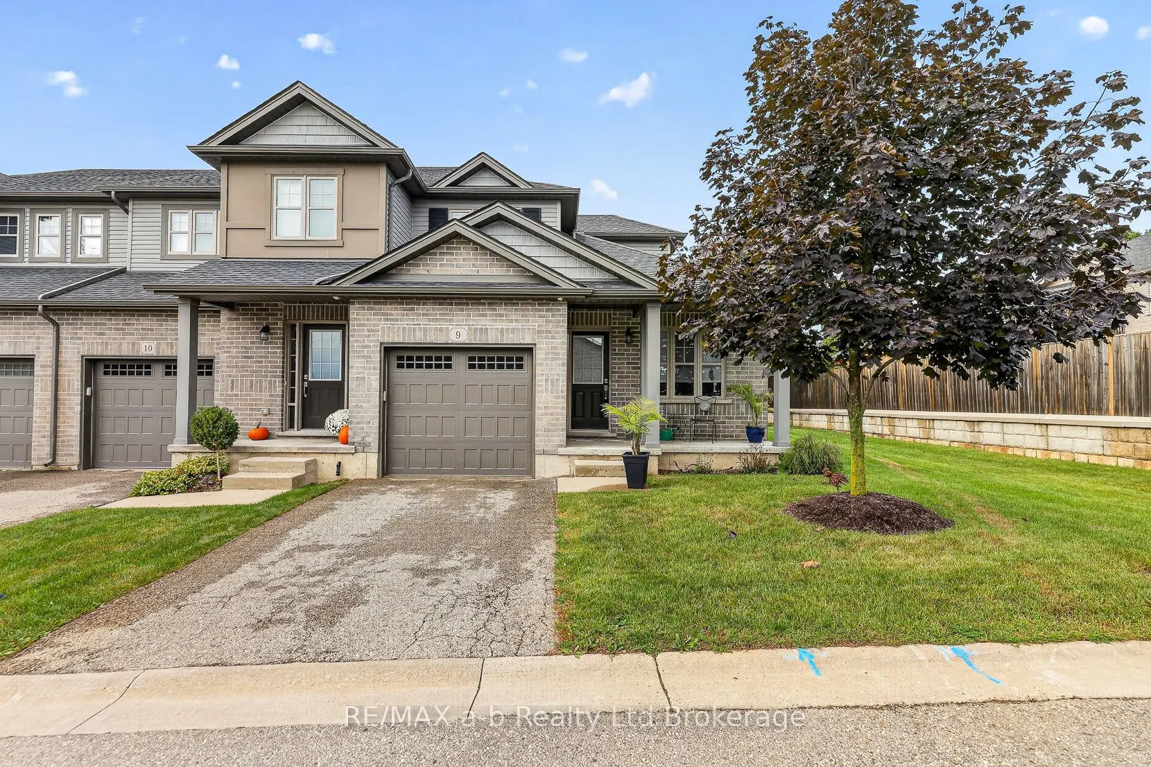 175 INGERSOLL Street N #9