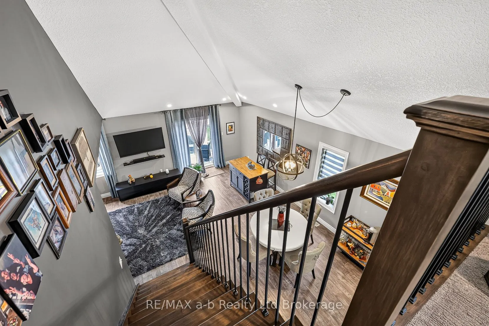 175 INGERSOLL Street N #9