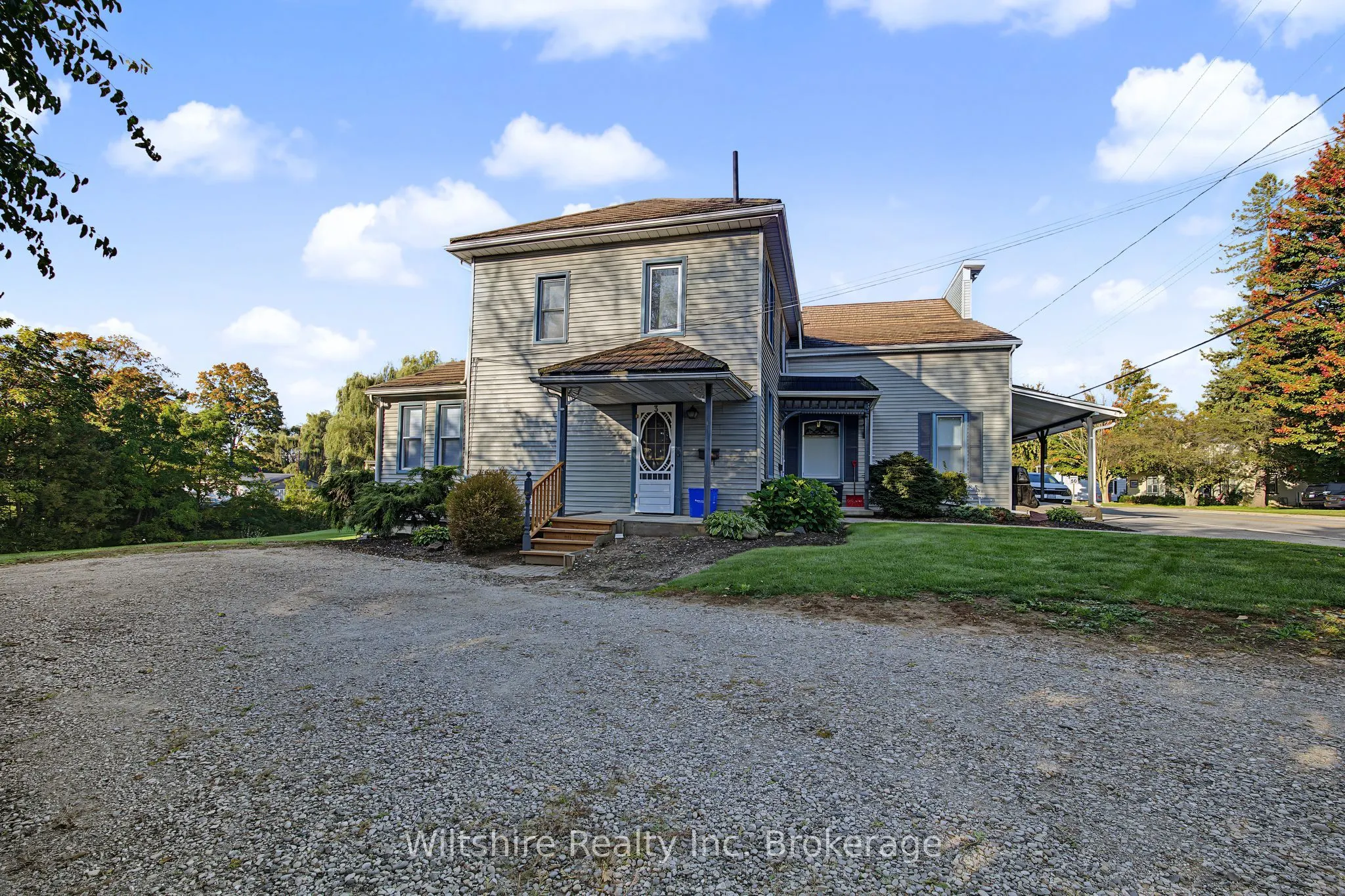 407 Main Street E