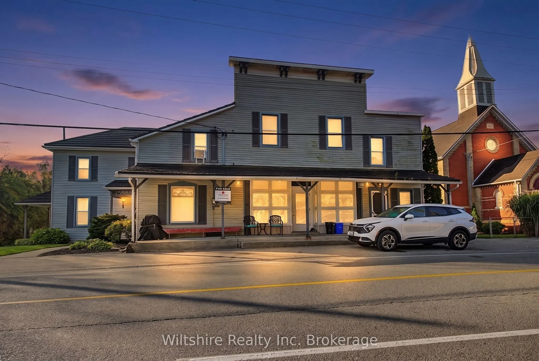 407 Main Street E