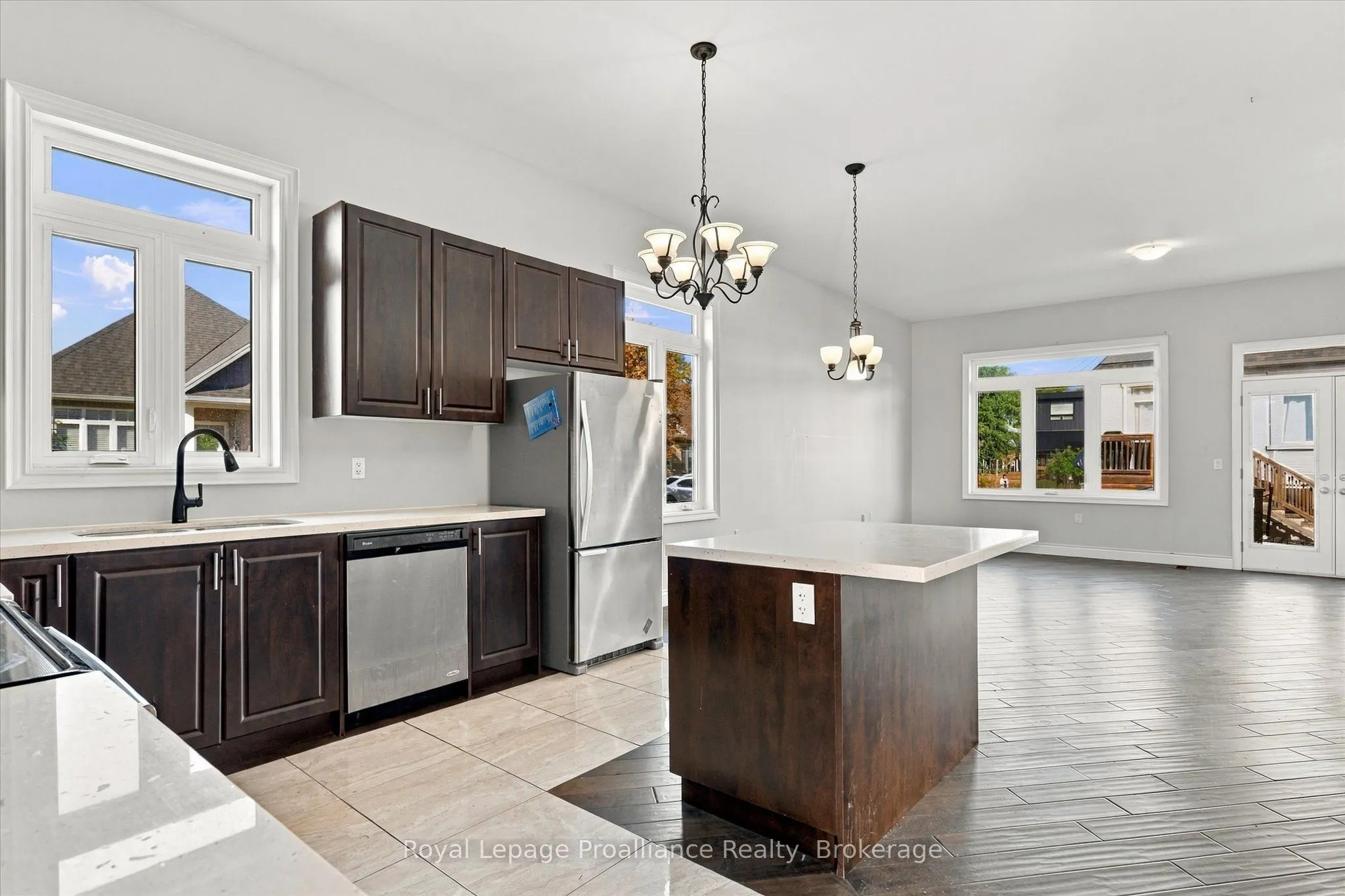 10 Lockside Drive #n/a