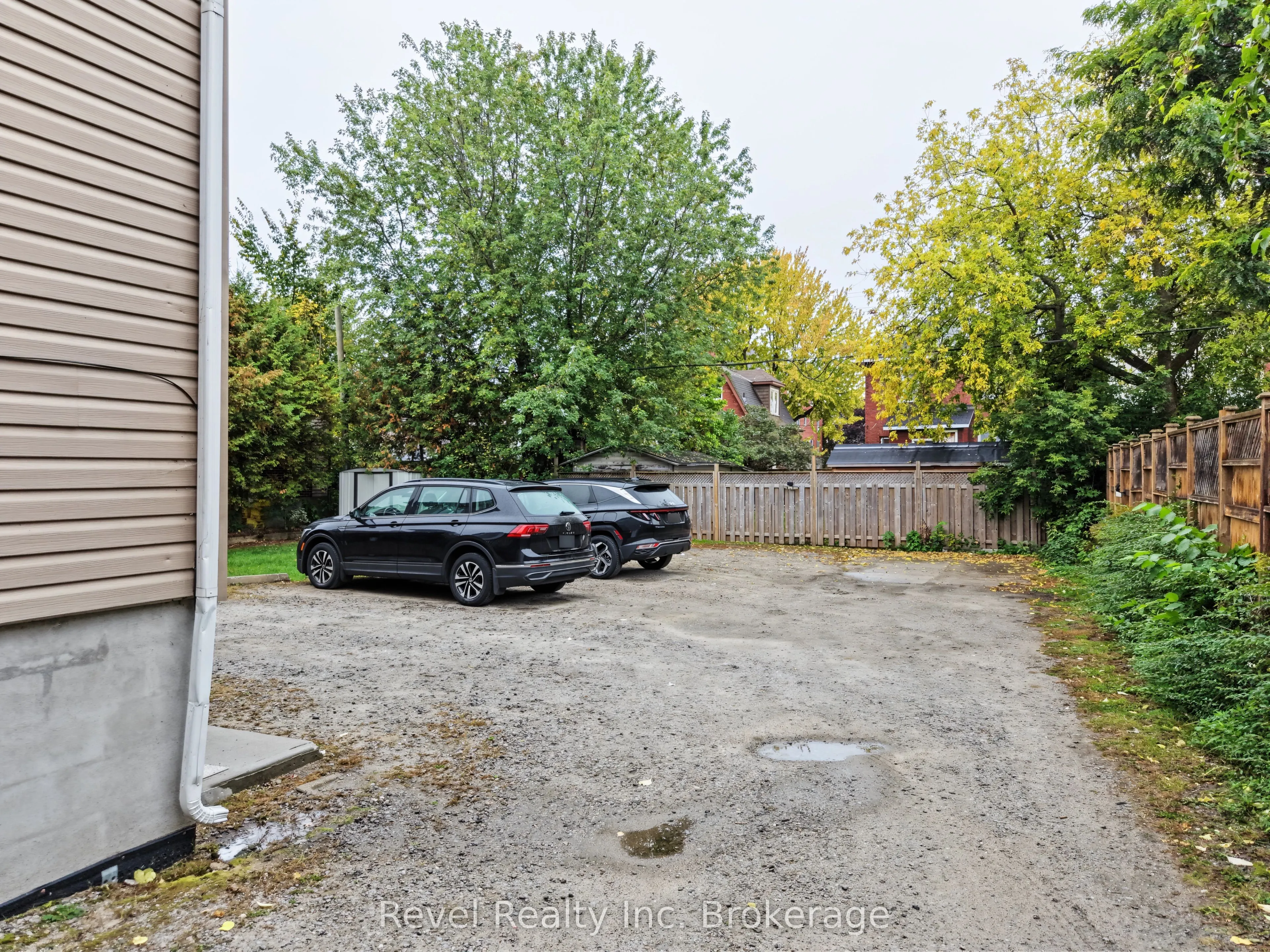 373 First Avenue E