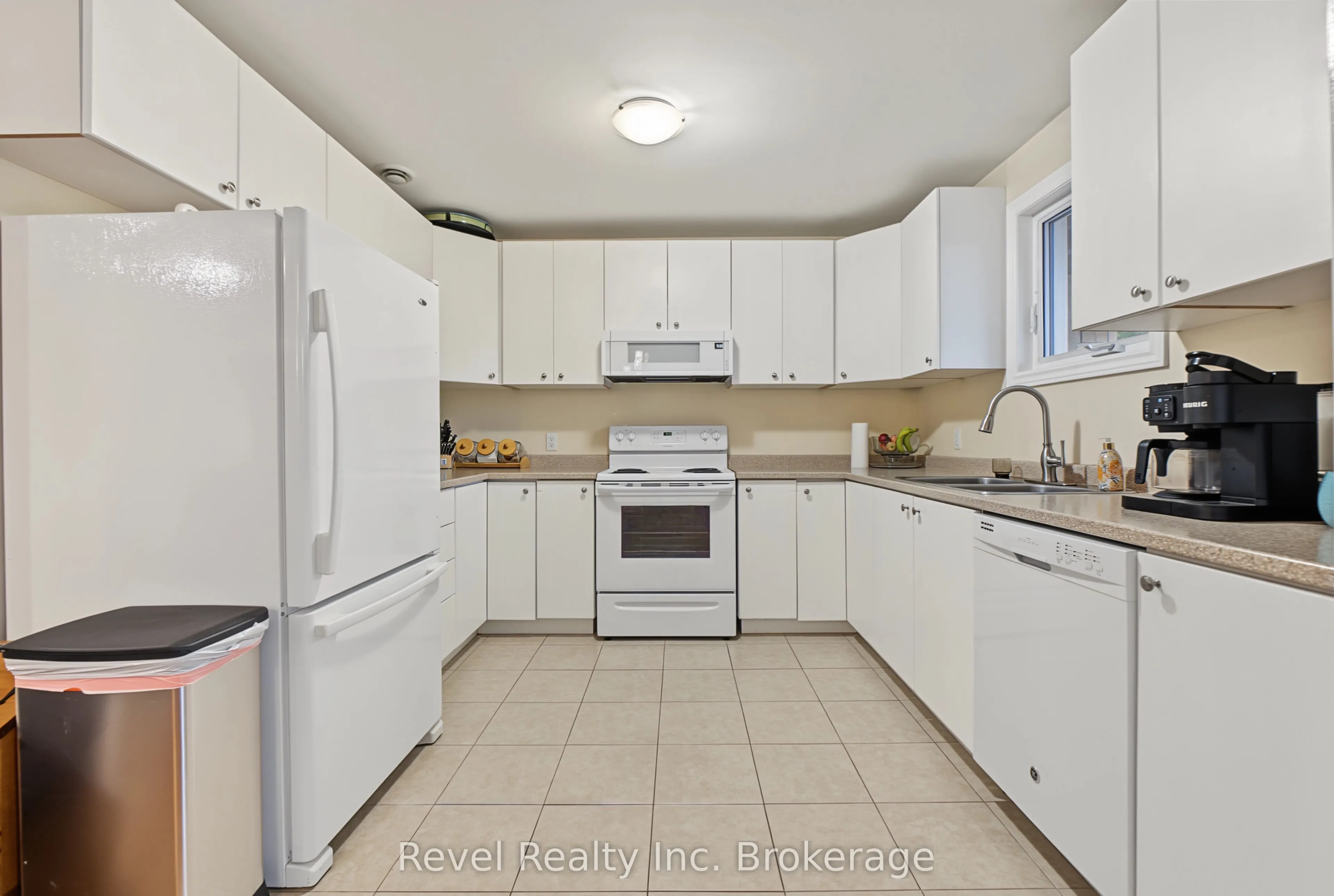 373 First Avenue E