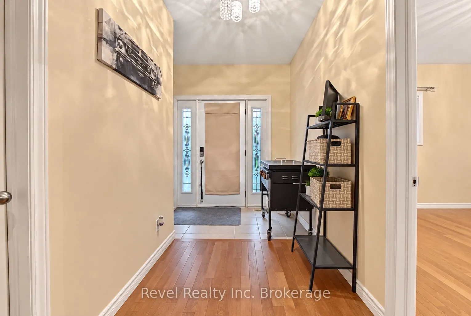 373 First Avenue E