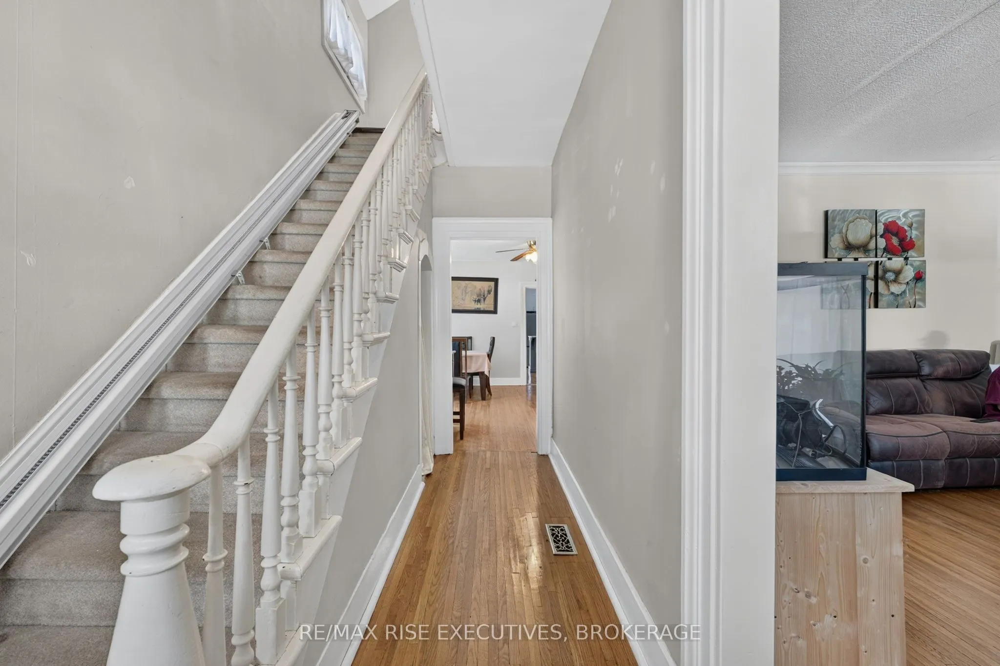 186 Bridge Street W