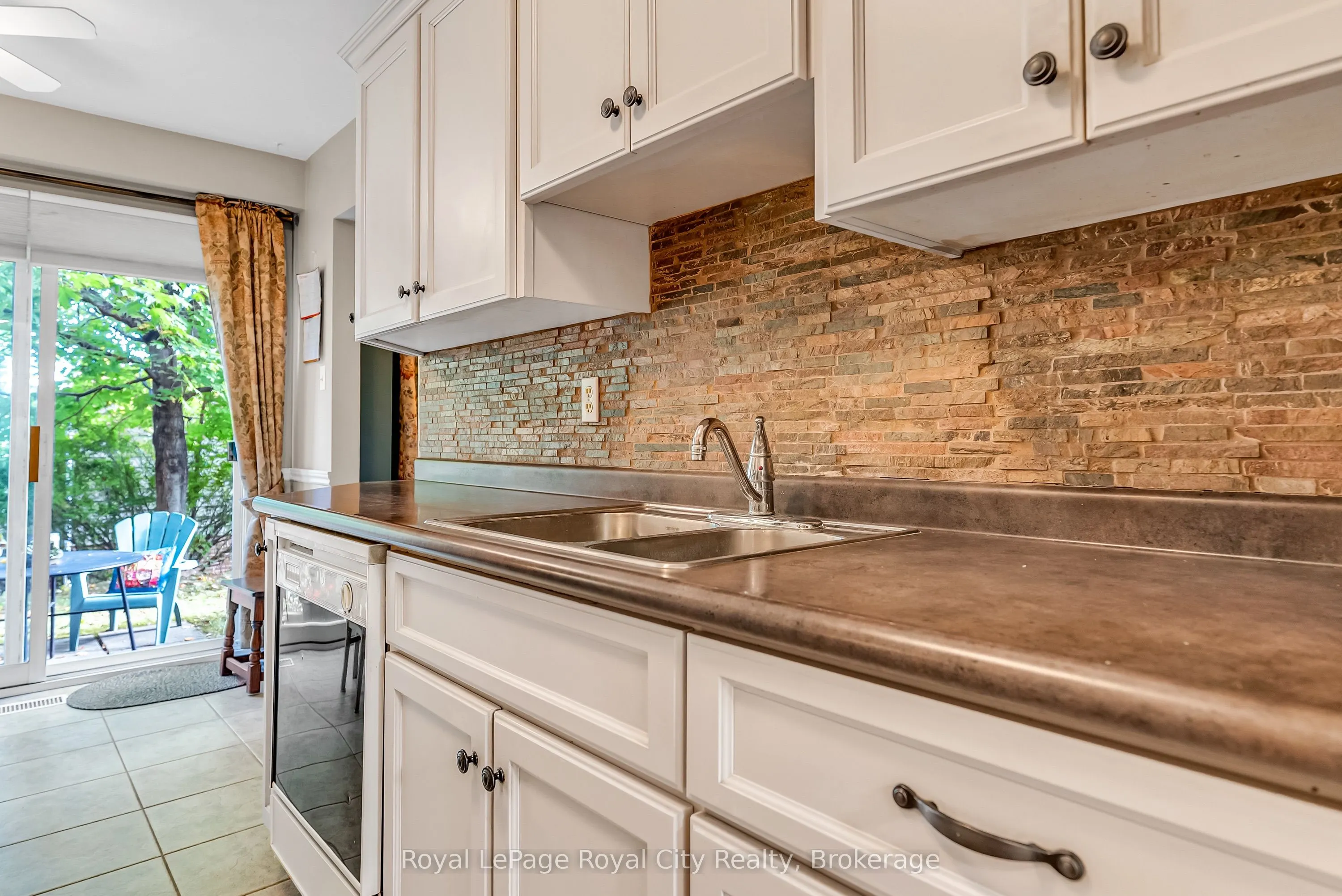 16 Hadati Road #52