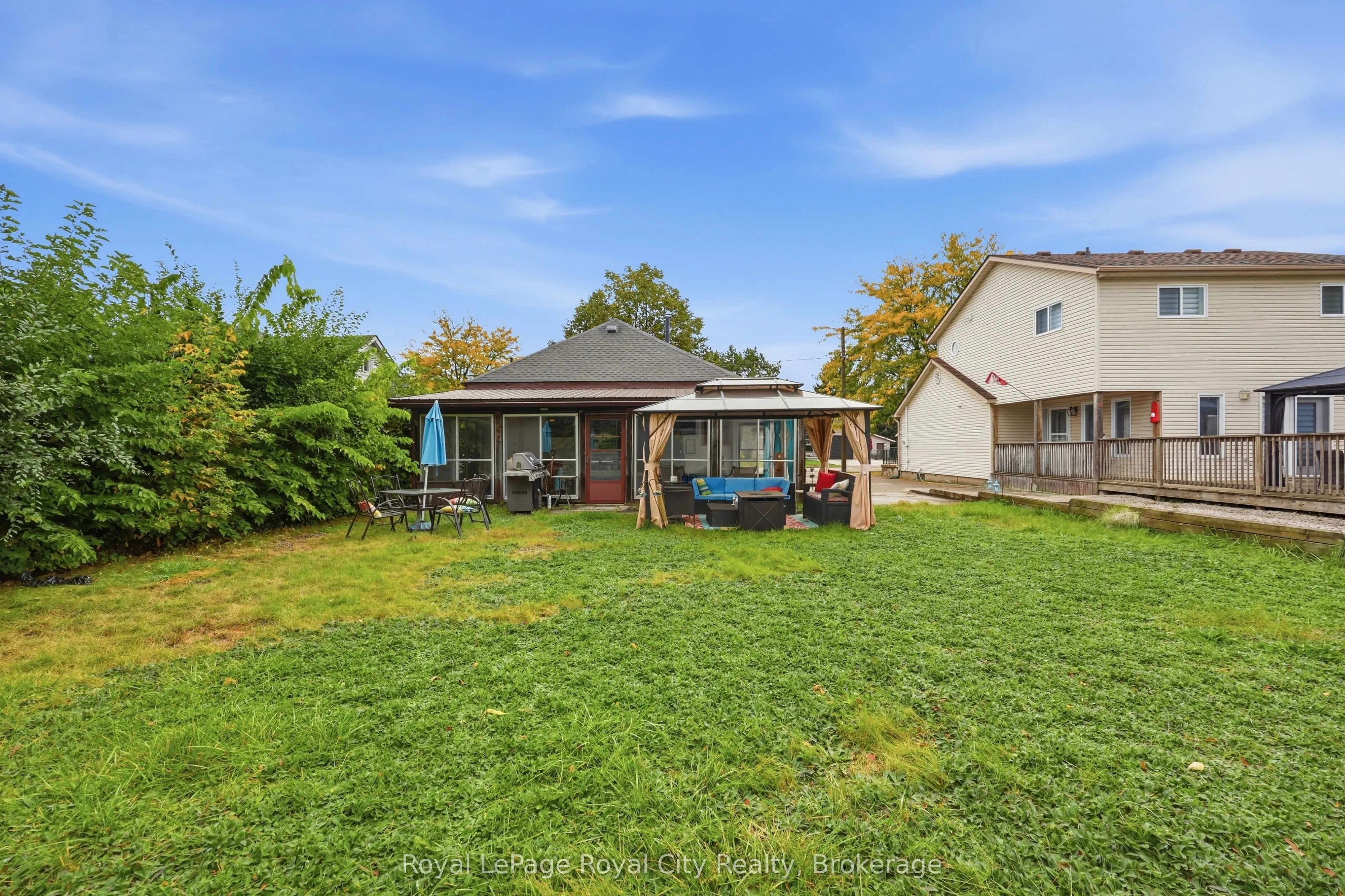 22 Hill Avenue