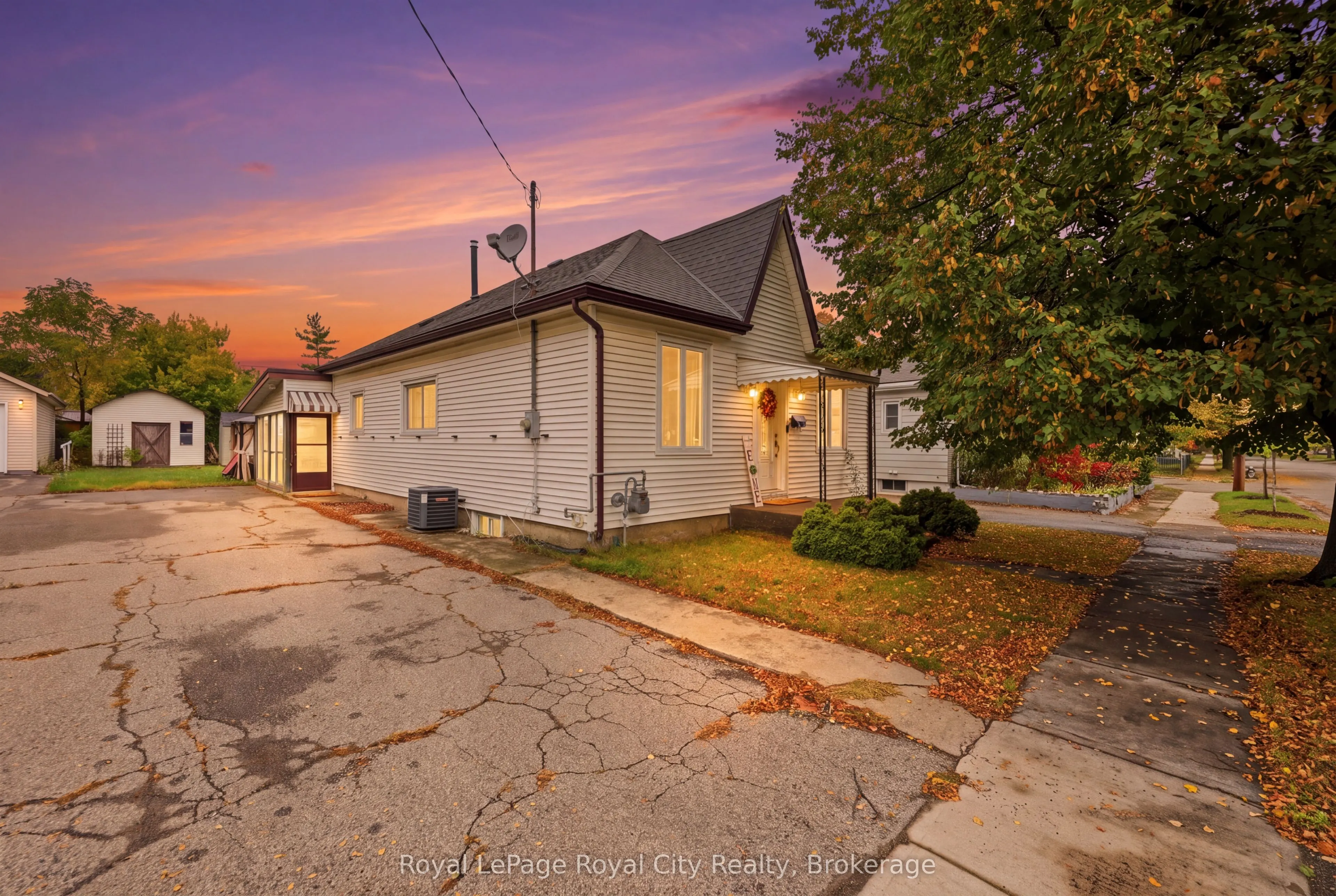 22 Hill Avenue