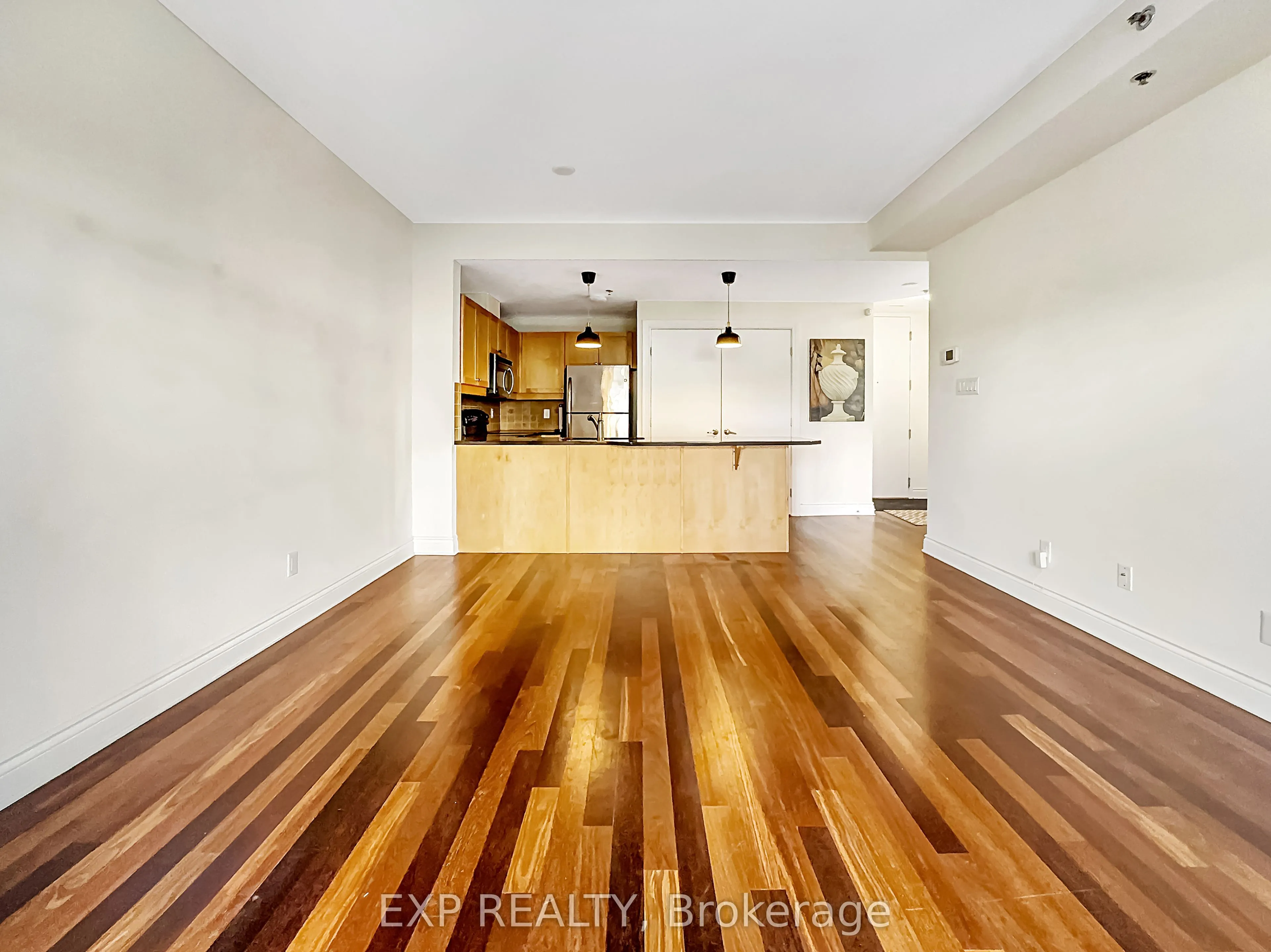 323 Winona Avenue #10