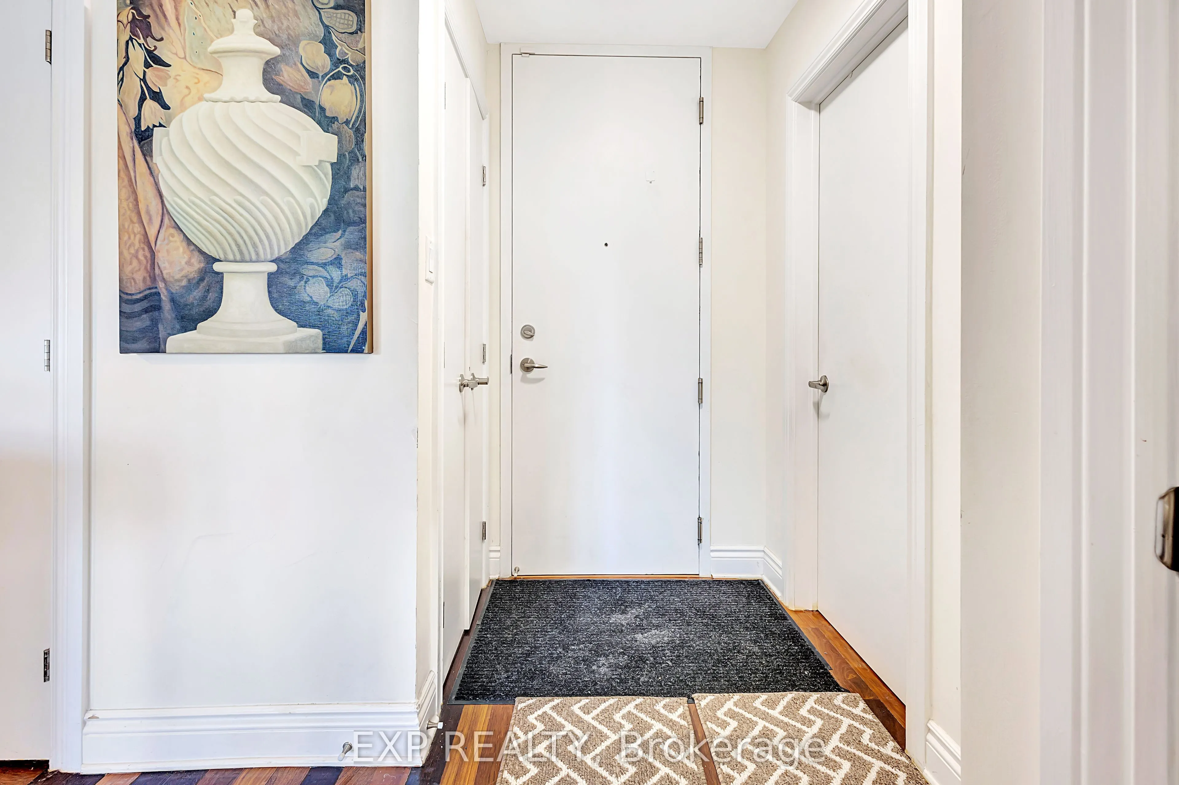 323 Winona Avenue #10