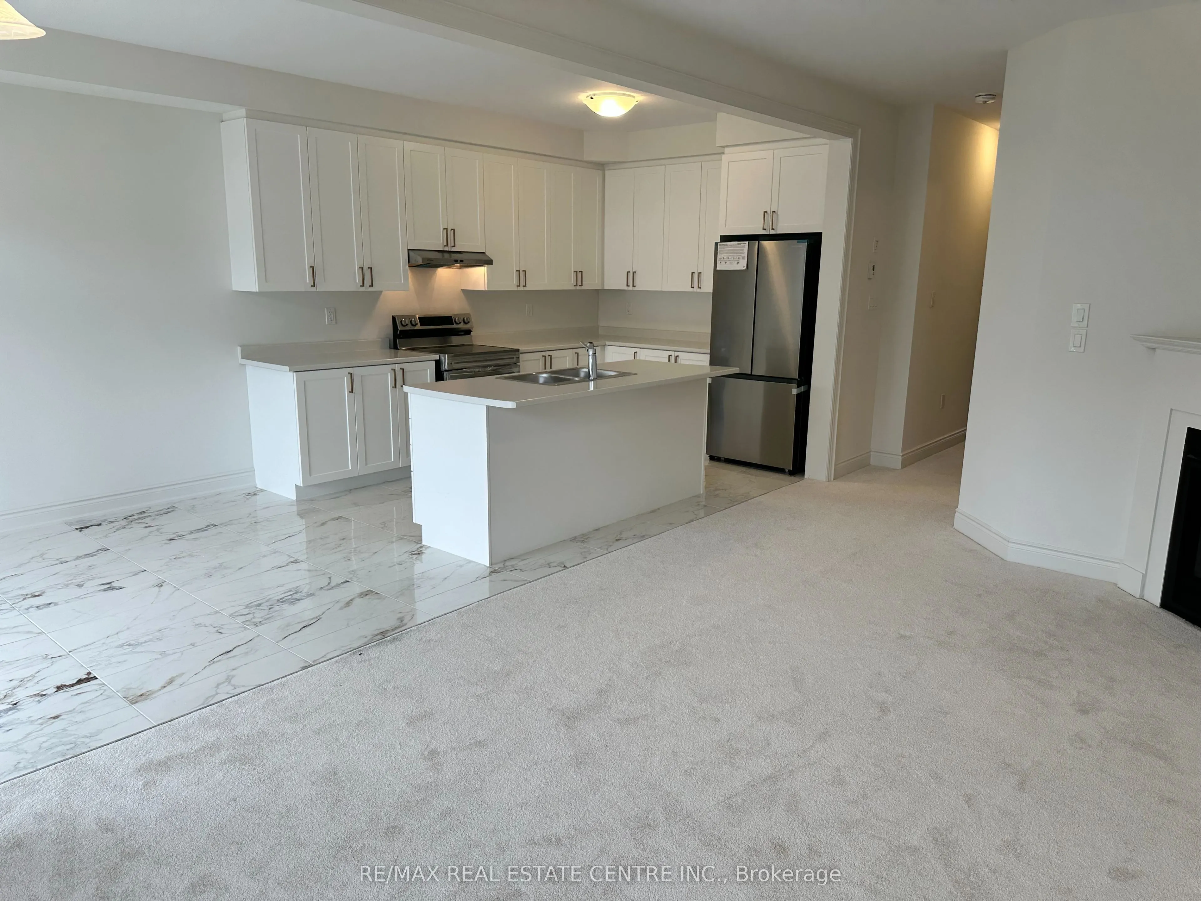 214 Elliot Avenue W