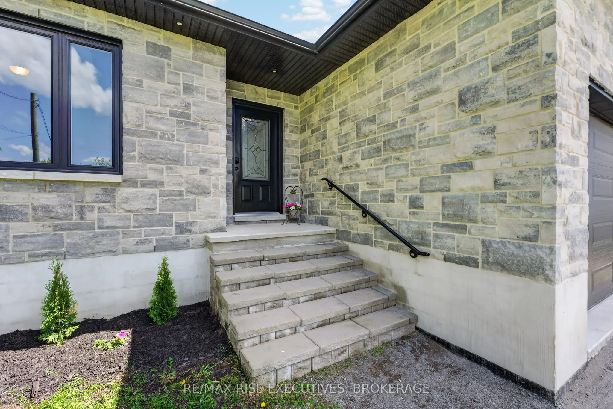 115 Hellen Street
