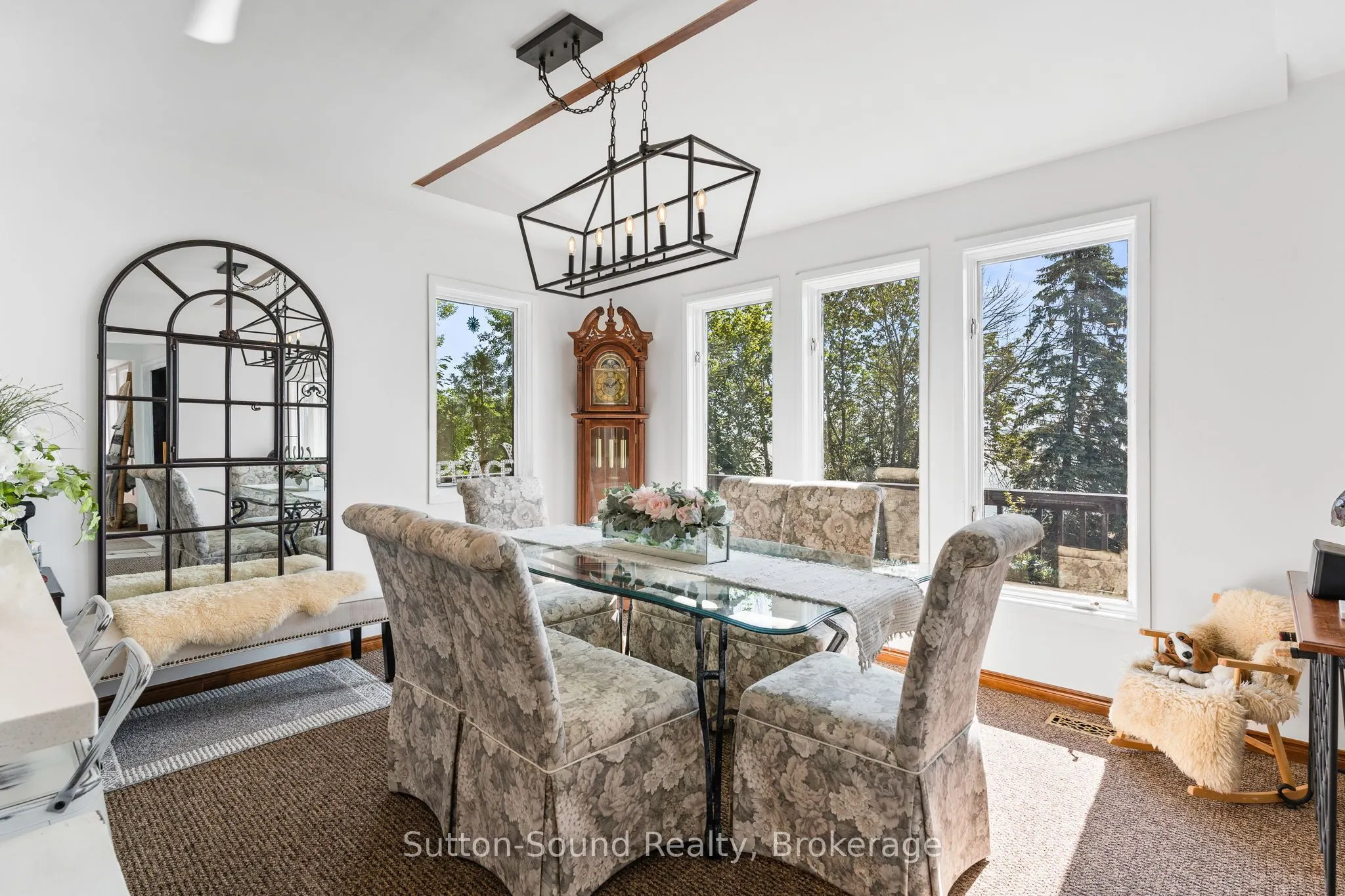 427 Balmy Beach Road