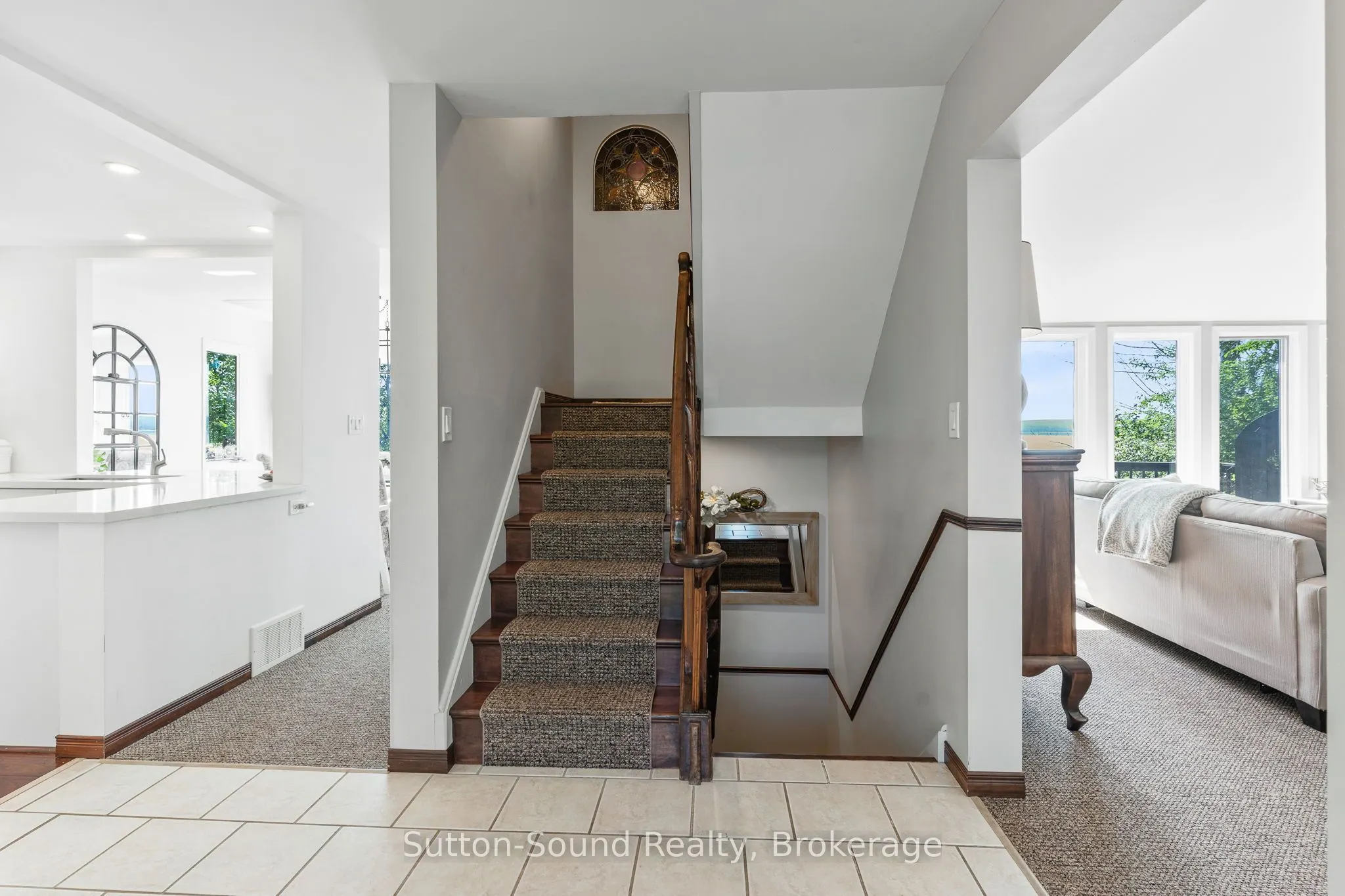 427 Balmy Beach Road