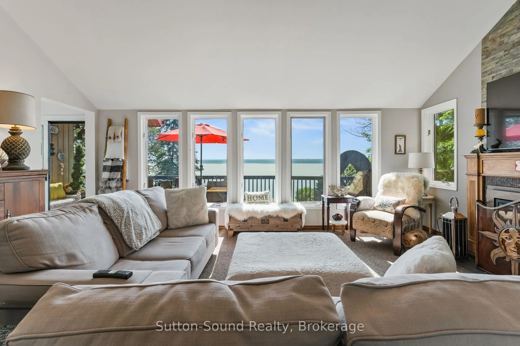 427 Balmy Beach Road