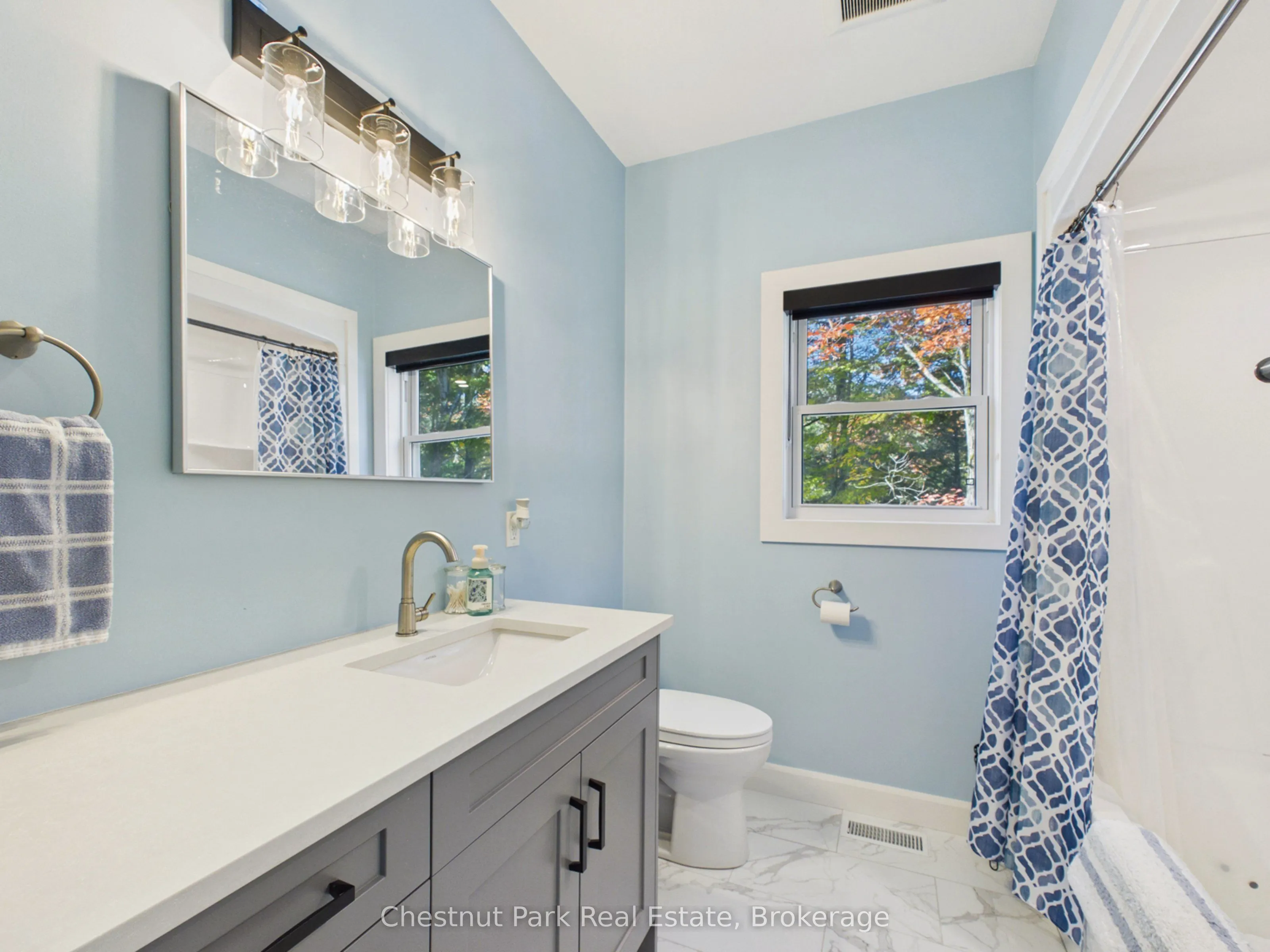 1252 Winders Bay Road