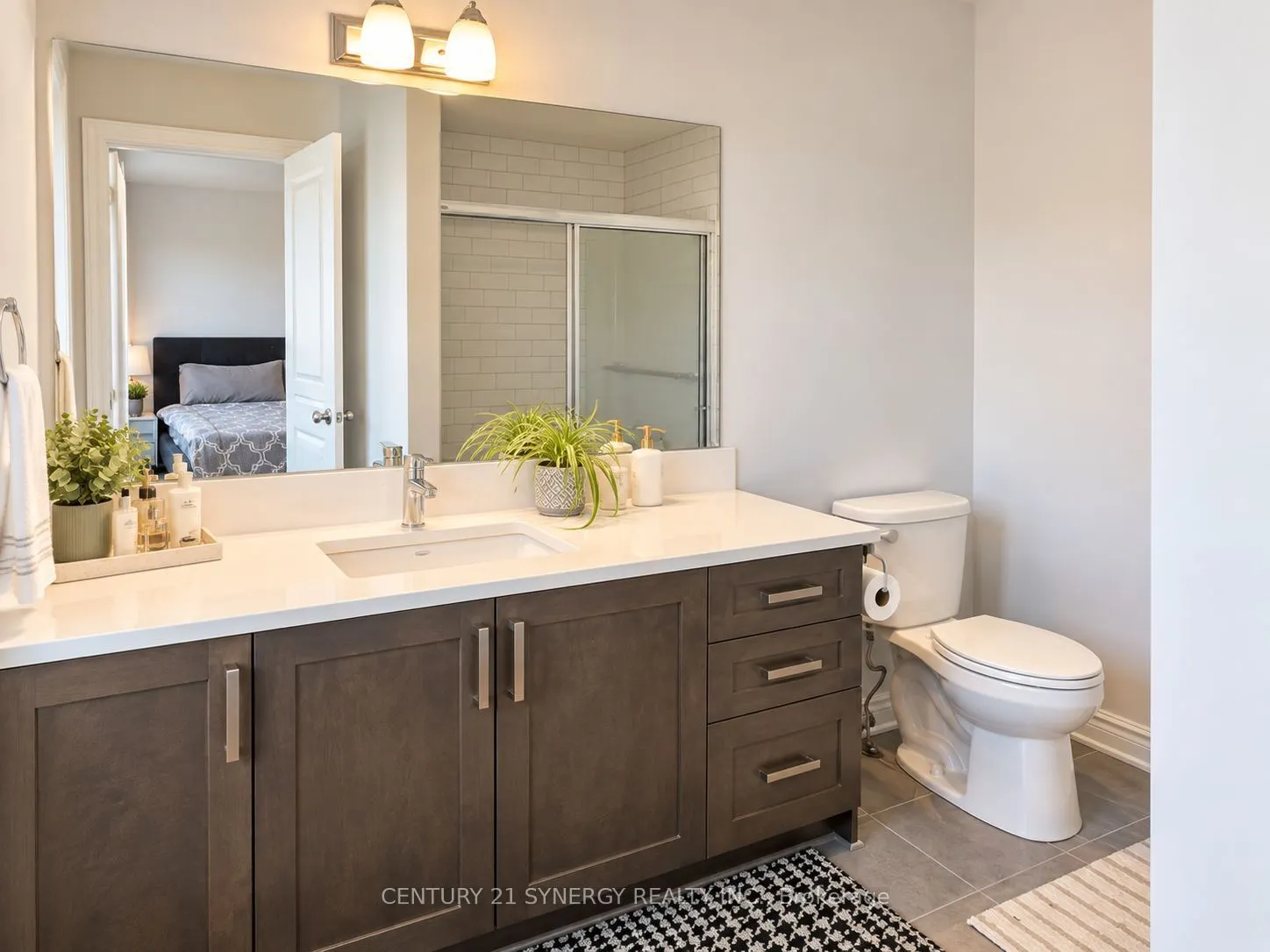 534 Grand Tully Way
