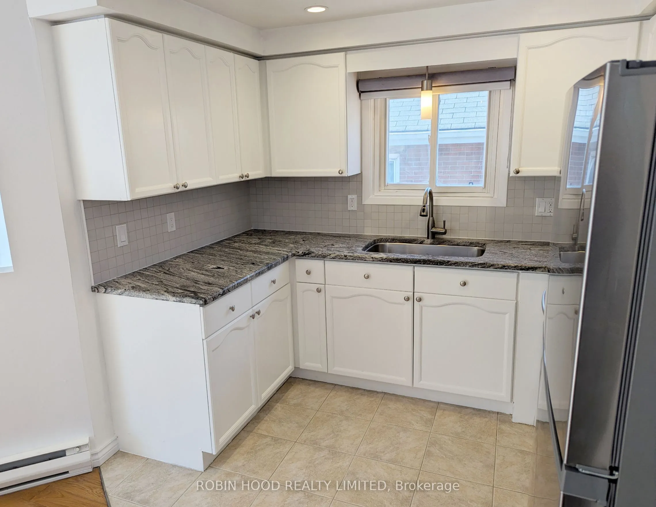 75 Stevenson Street N