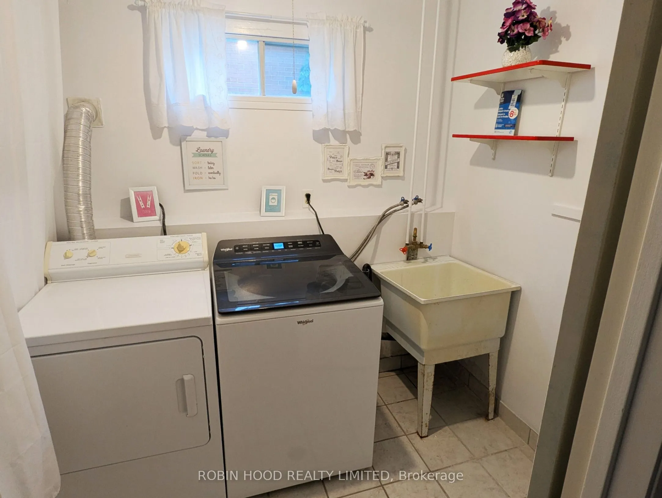 75 Stevenson Street N