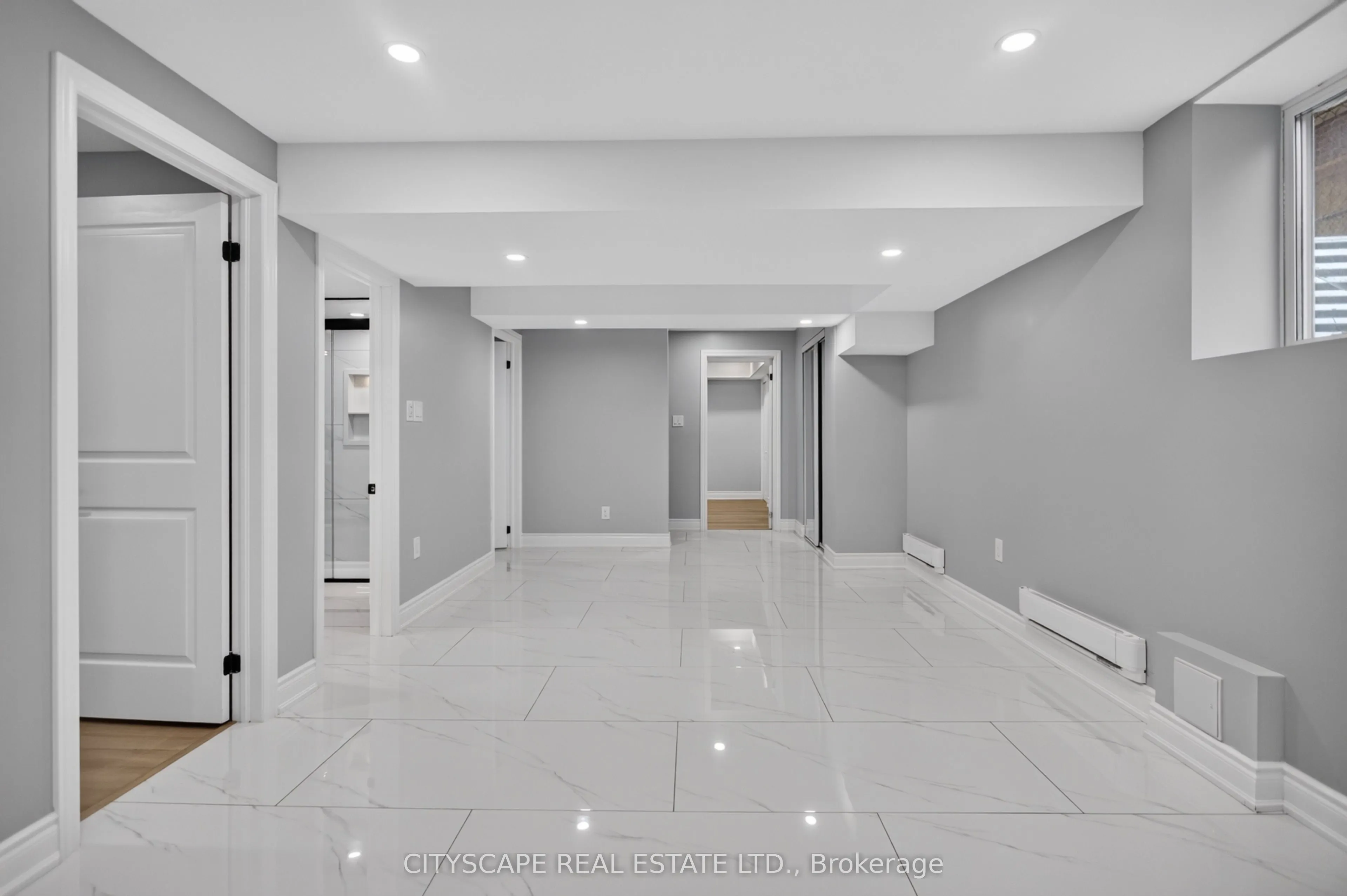 68 Davidson Drive W