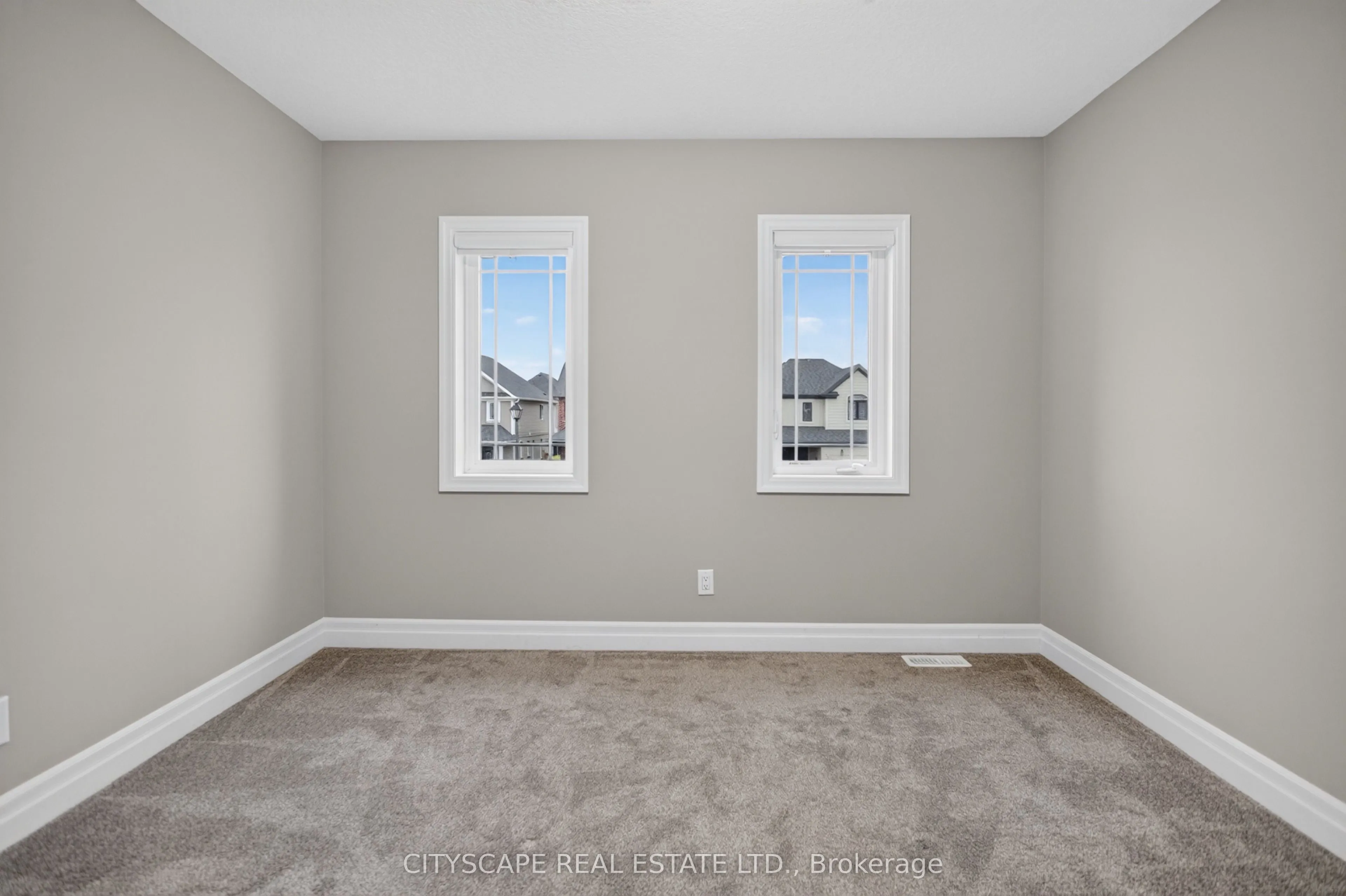 68 Davidson Drive W