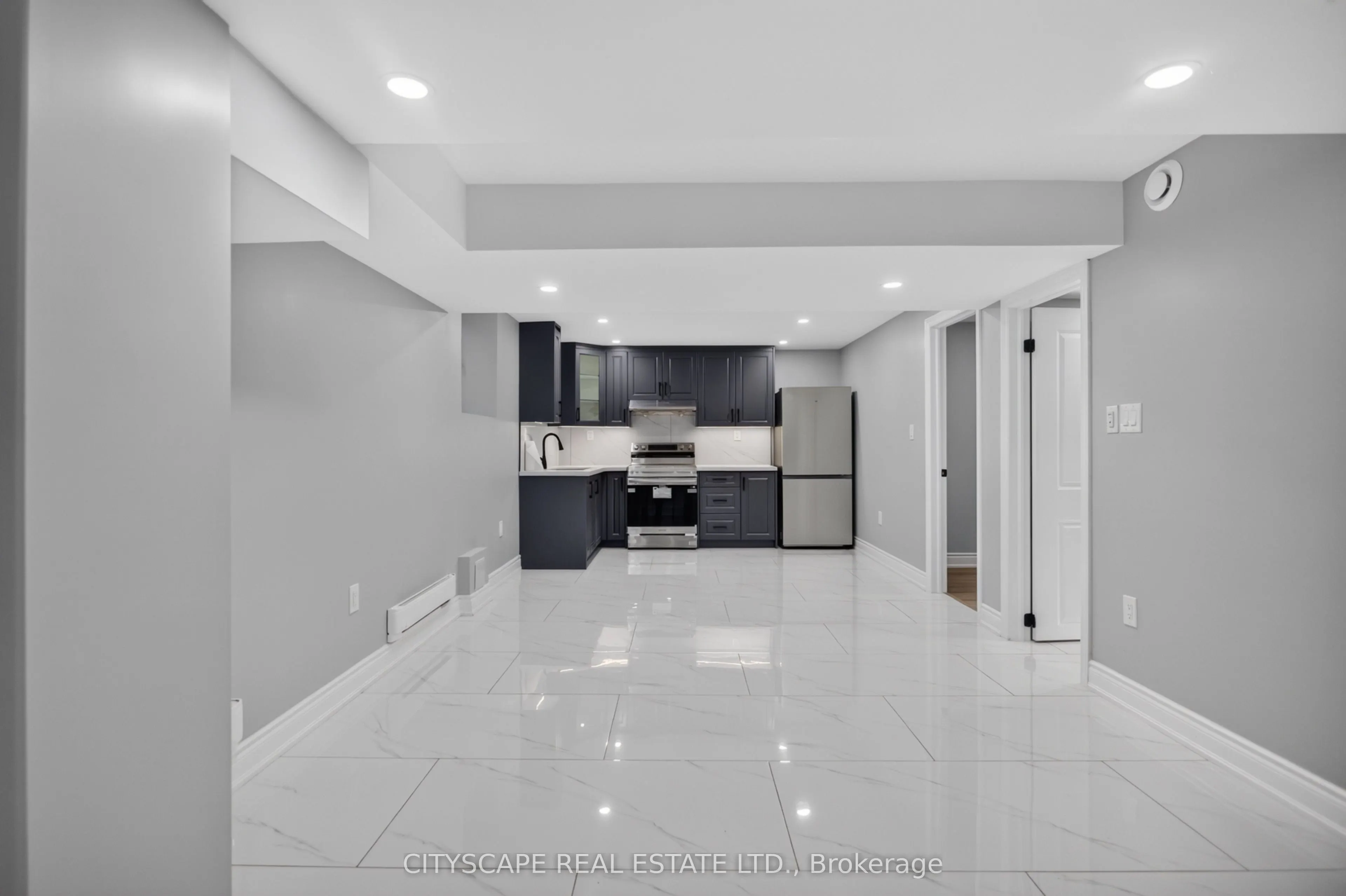 68 Davidson Drive W