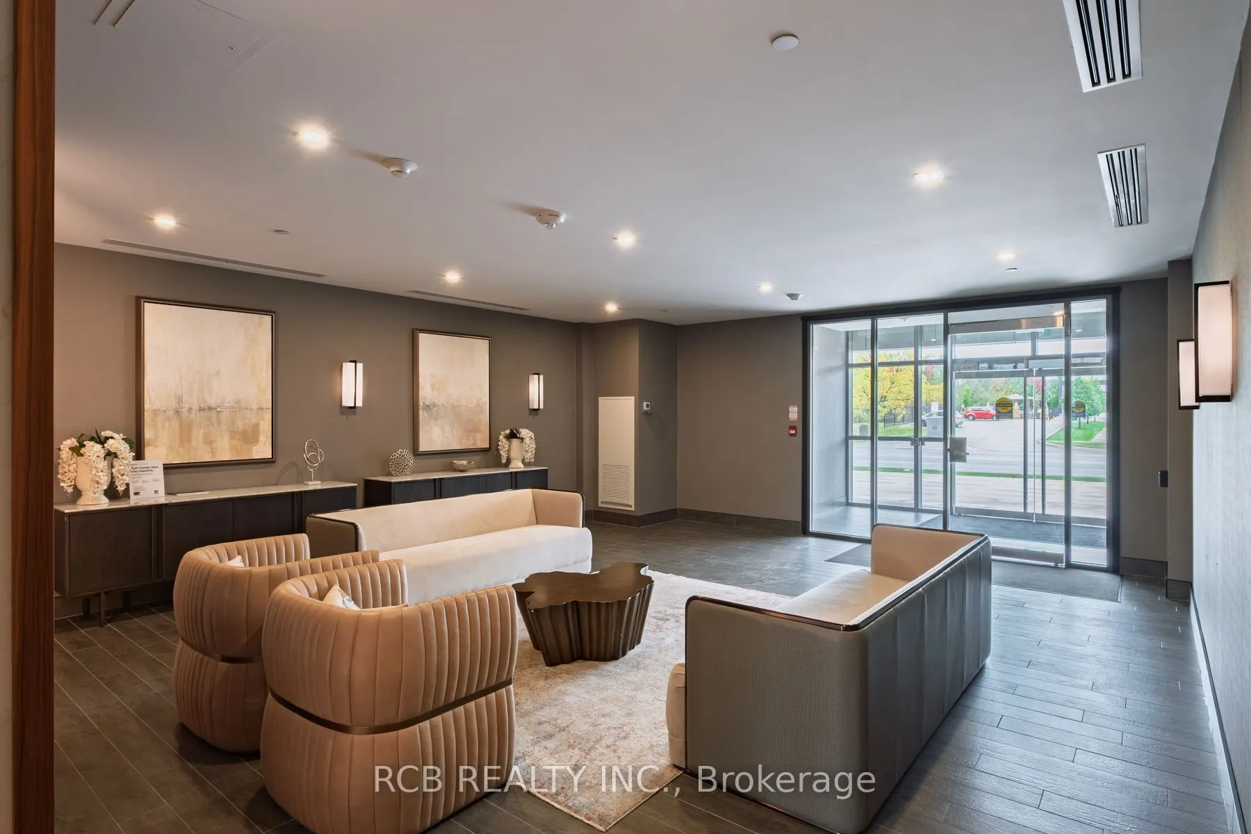 470 Dundas Street E #602